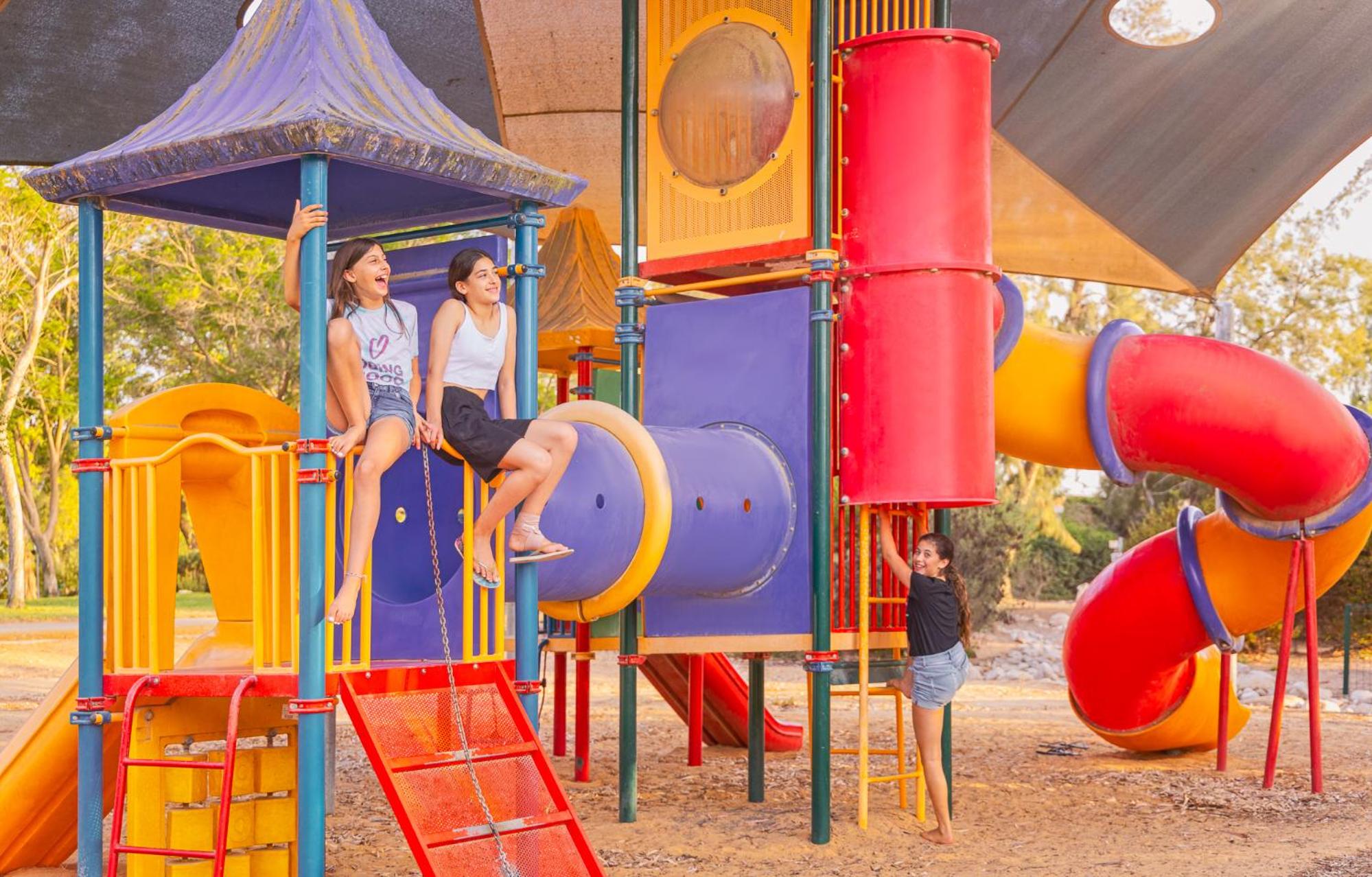 Gvulot - Kibbutz experience