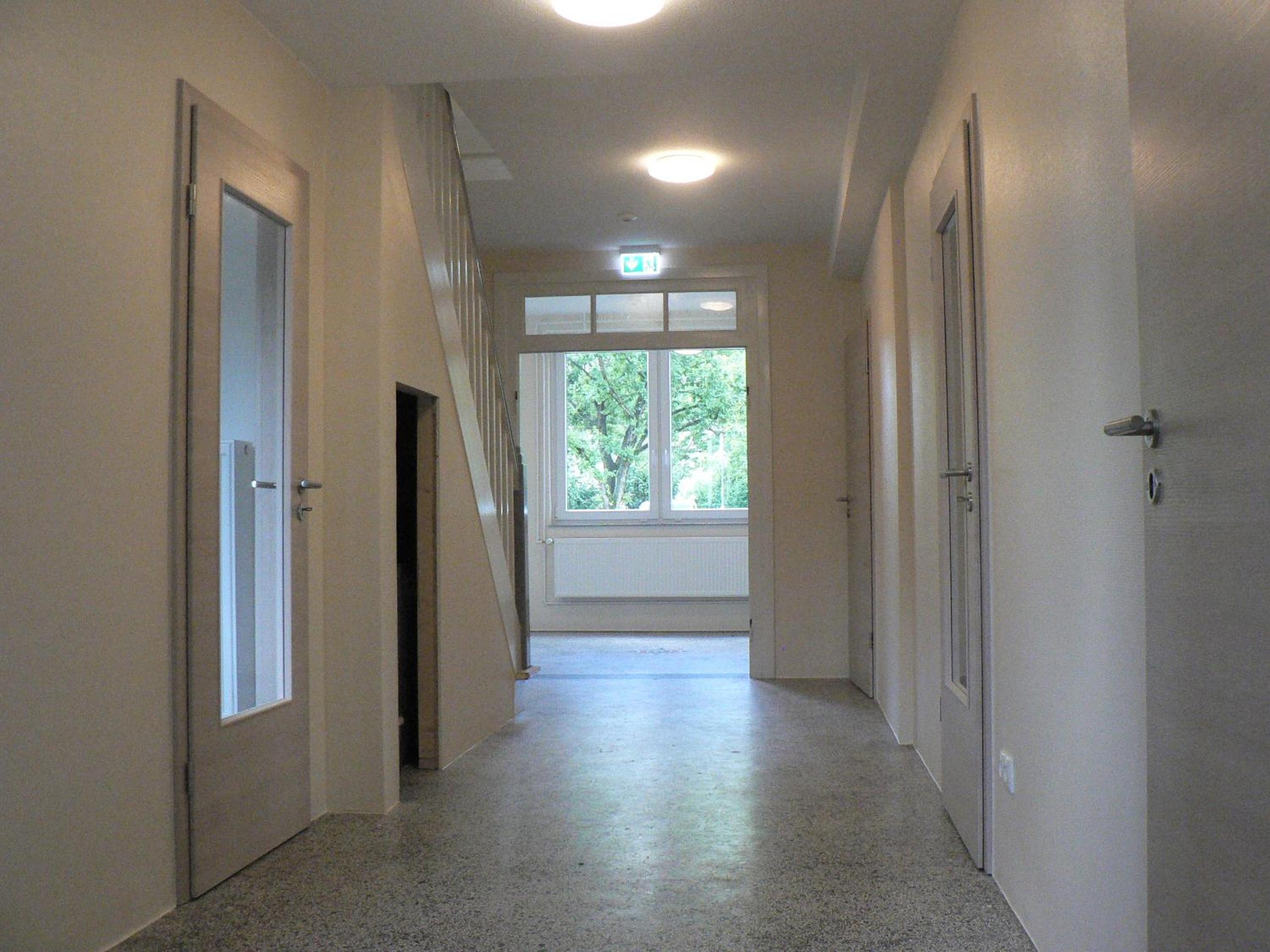 Photo 47