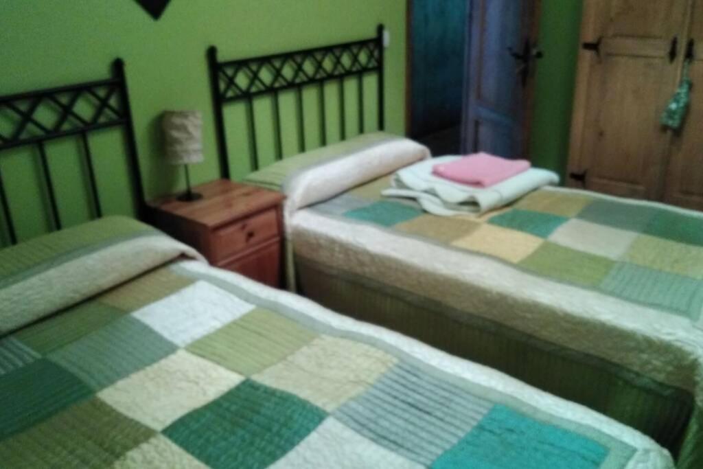 CASA ALTOBIERZO, 9 Habitaciones y 9 BAÑOS