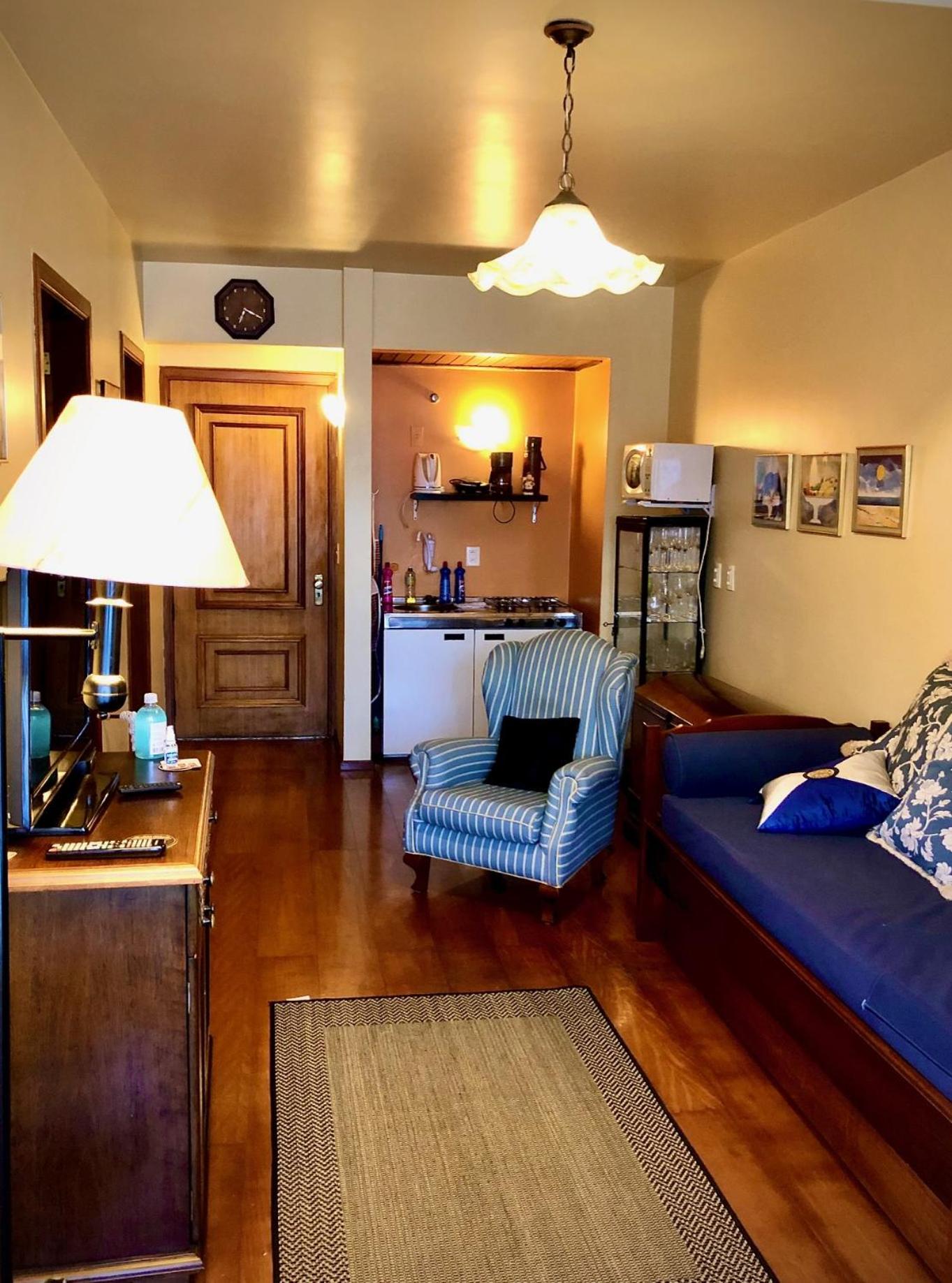 Charmoso Apartamento em Gramado view 5