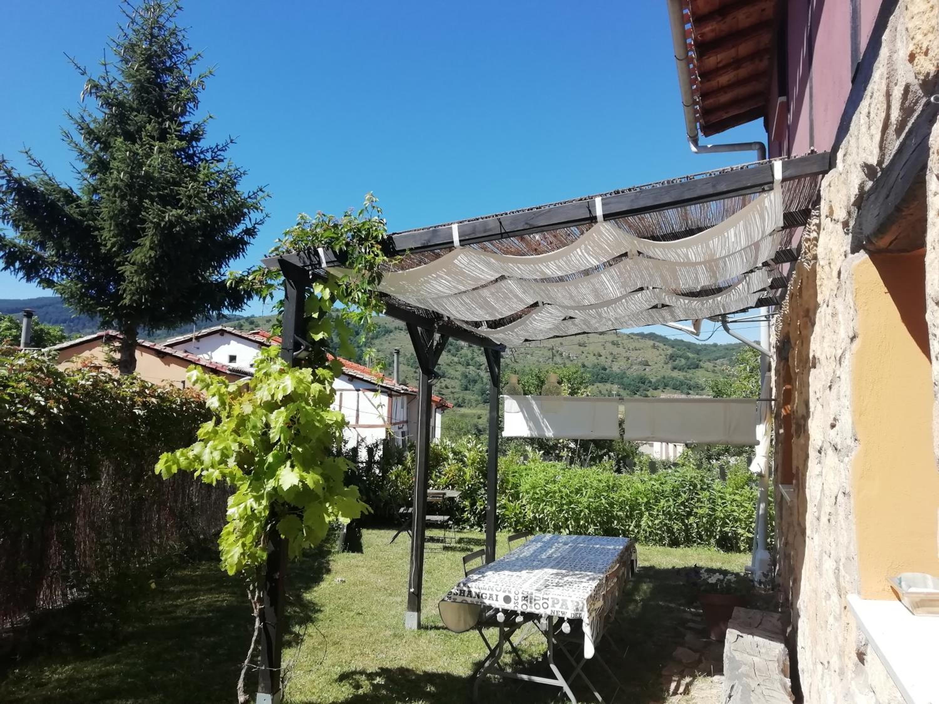 La Casa de Enmedio view 3