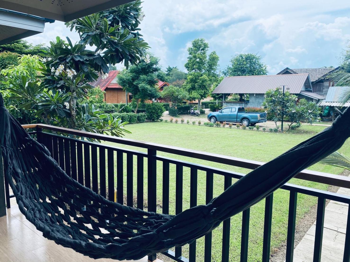 Pai Nam Now