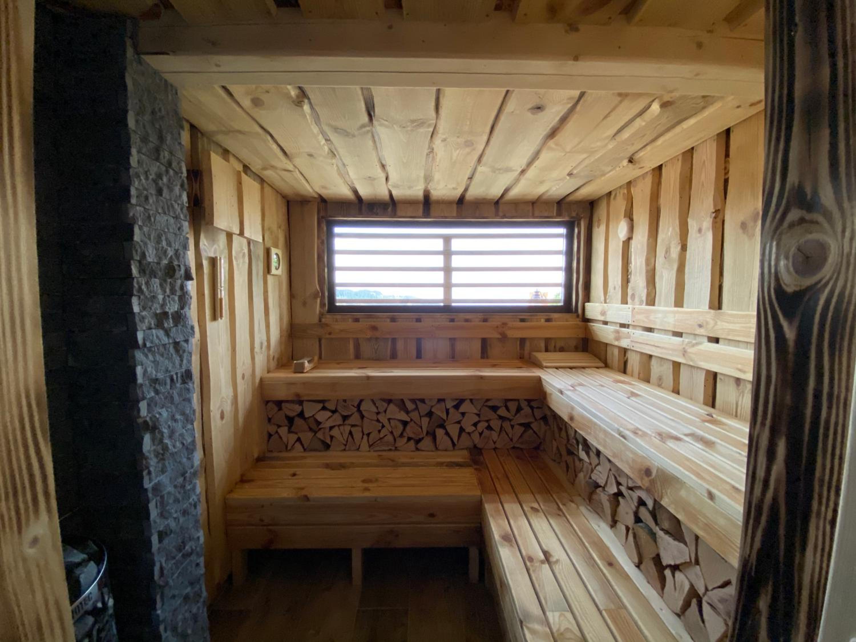 Madarasi Gyopár Panzió view 2