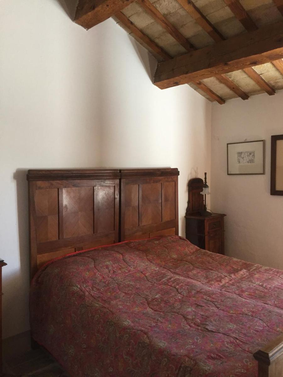 Casale del monte, Pesaro photo 2