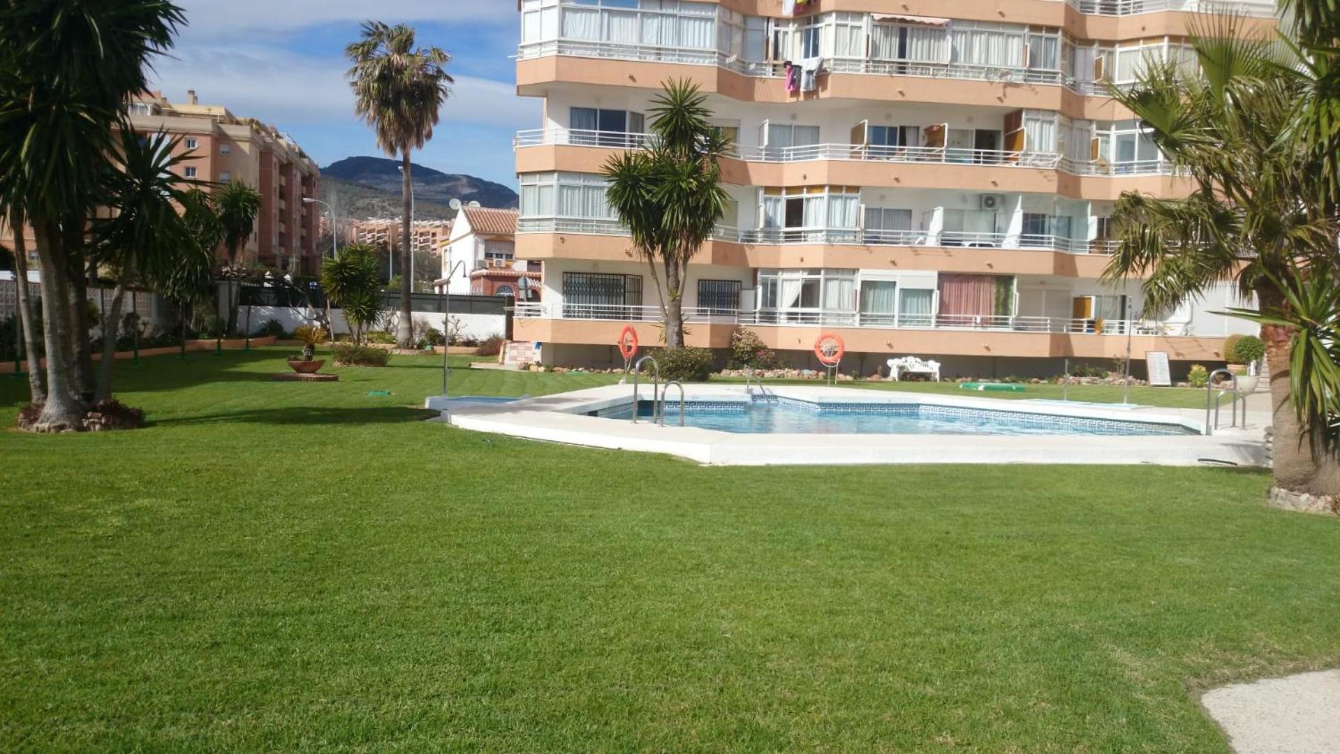 Nice studio with pool and internet fiber view 2