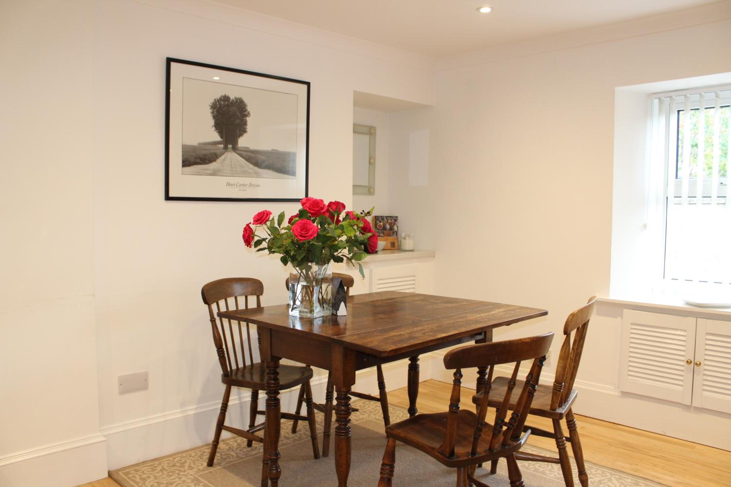 Ceol Na Mara Cottage by the sea view 3