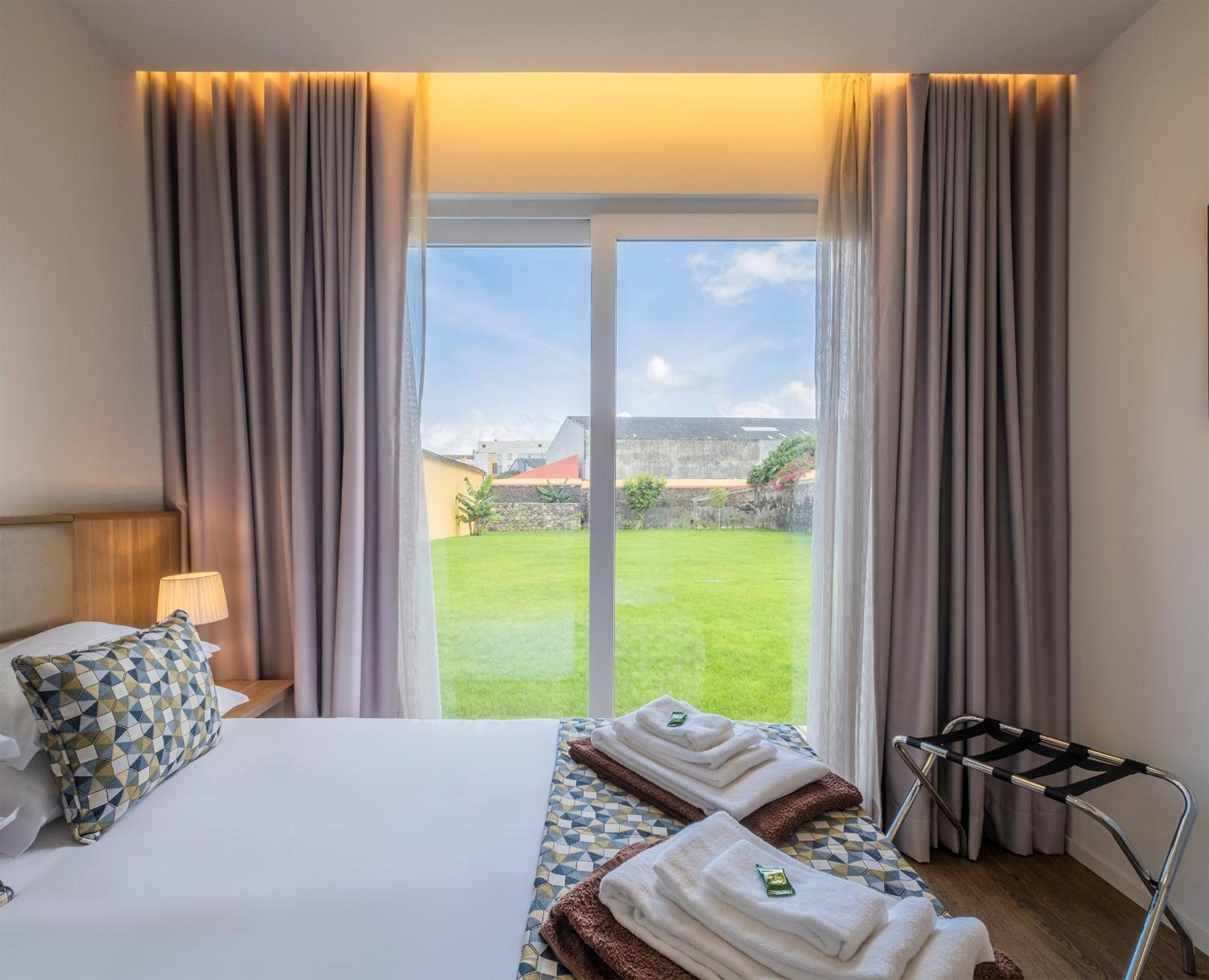 Casas Amarelas Azores view 3