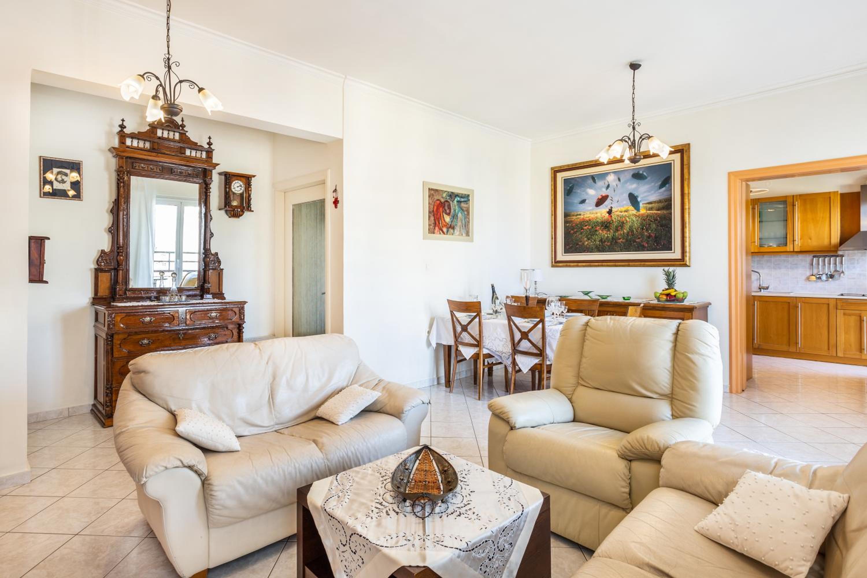 Central luxurious Apartment with sea view! view 5