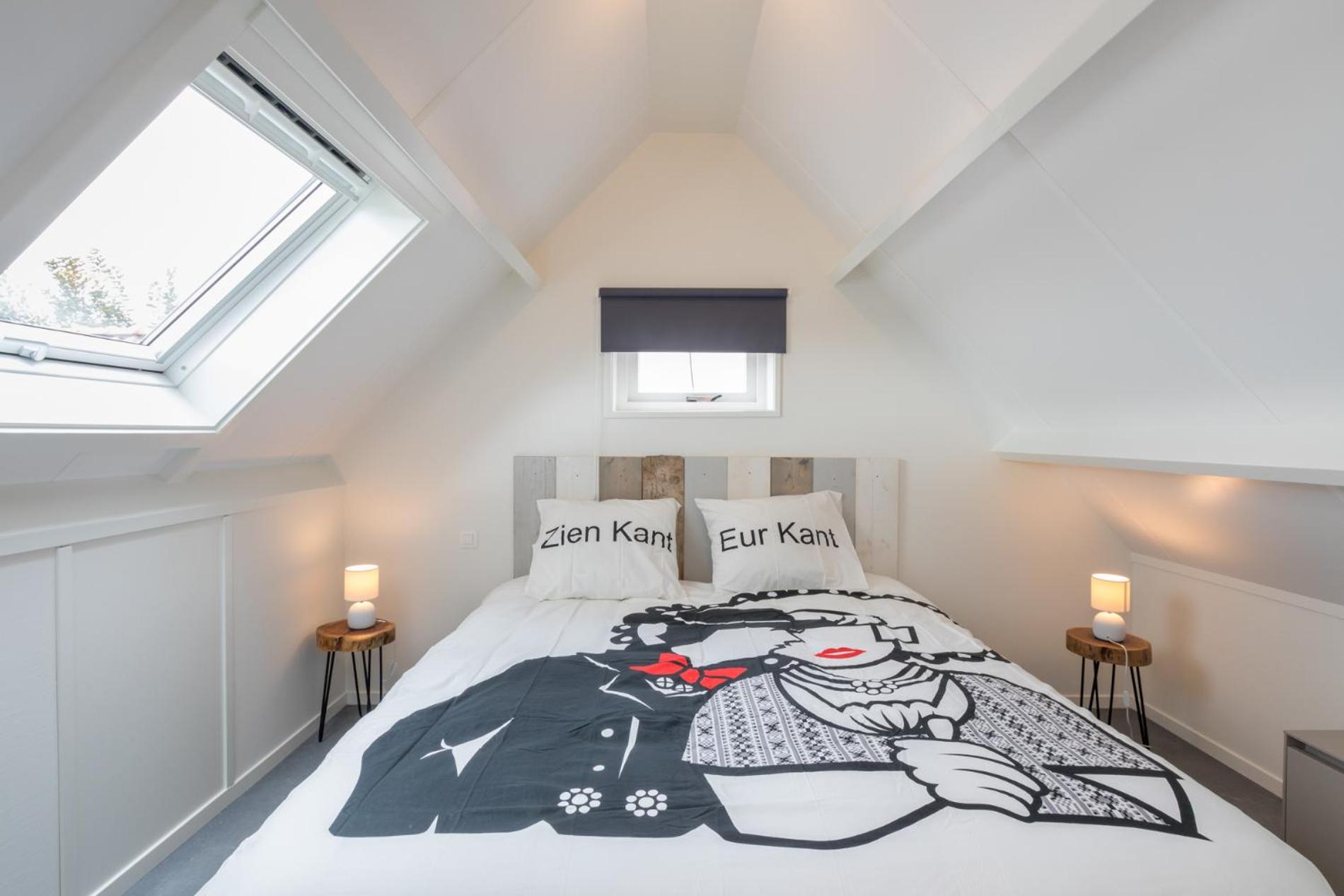 Welcome in - Vakantiewoning Jikkemien met terras, vrij uitzicht en huisdiervriendelijk view 3