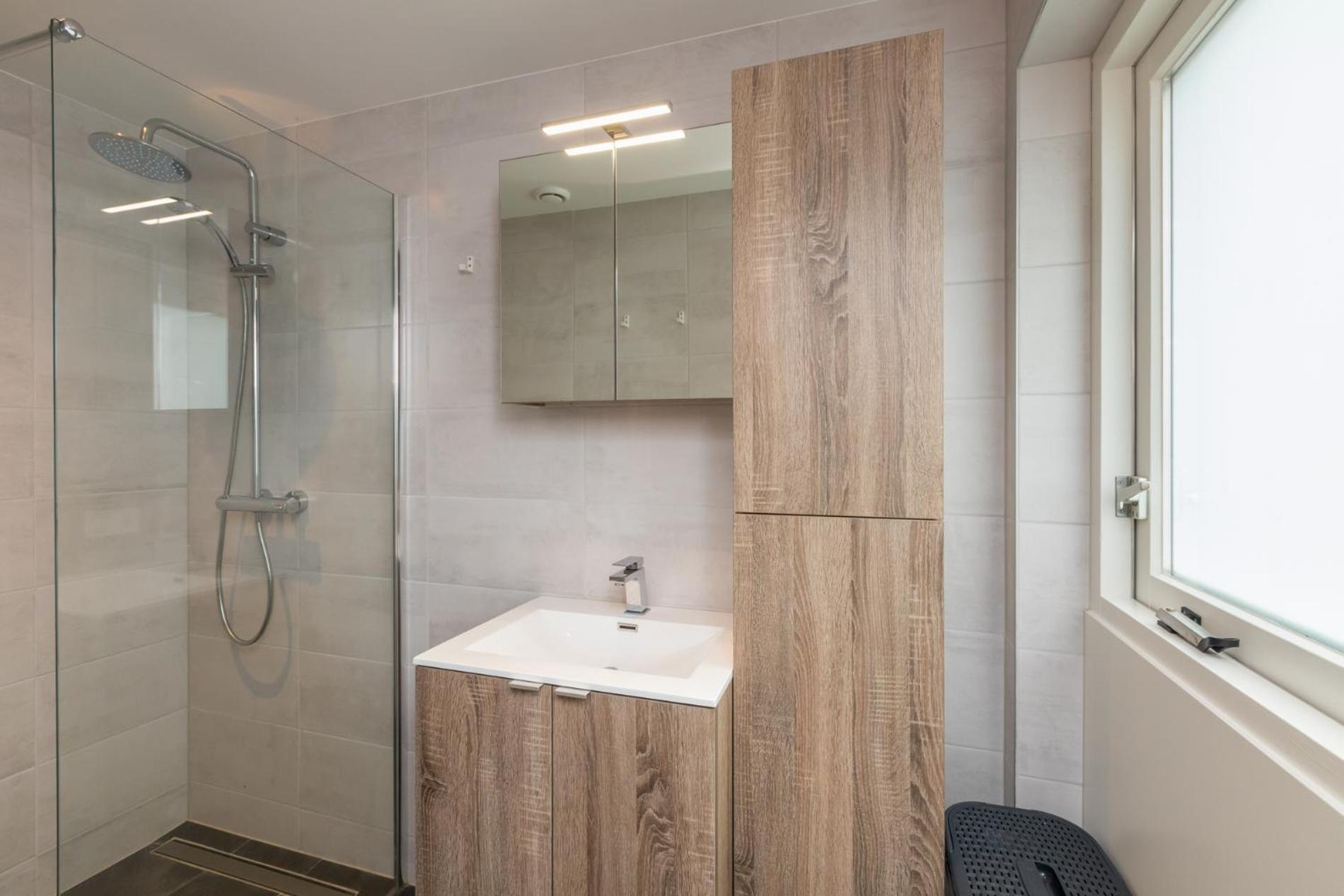 Welcome in - Vakantiewoning Jikkemien met terras, vrij uitzicht en huisdiervriendelijk view 5