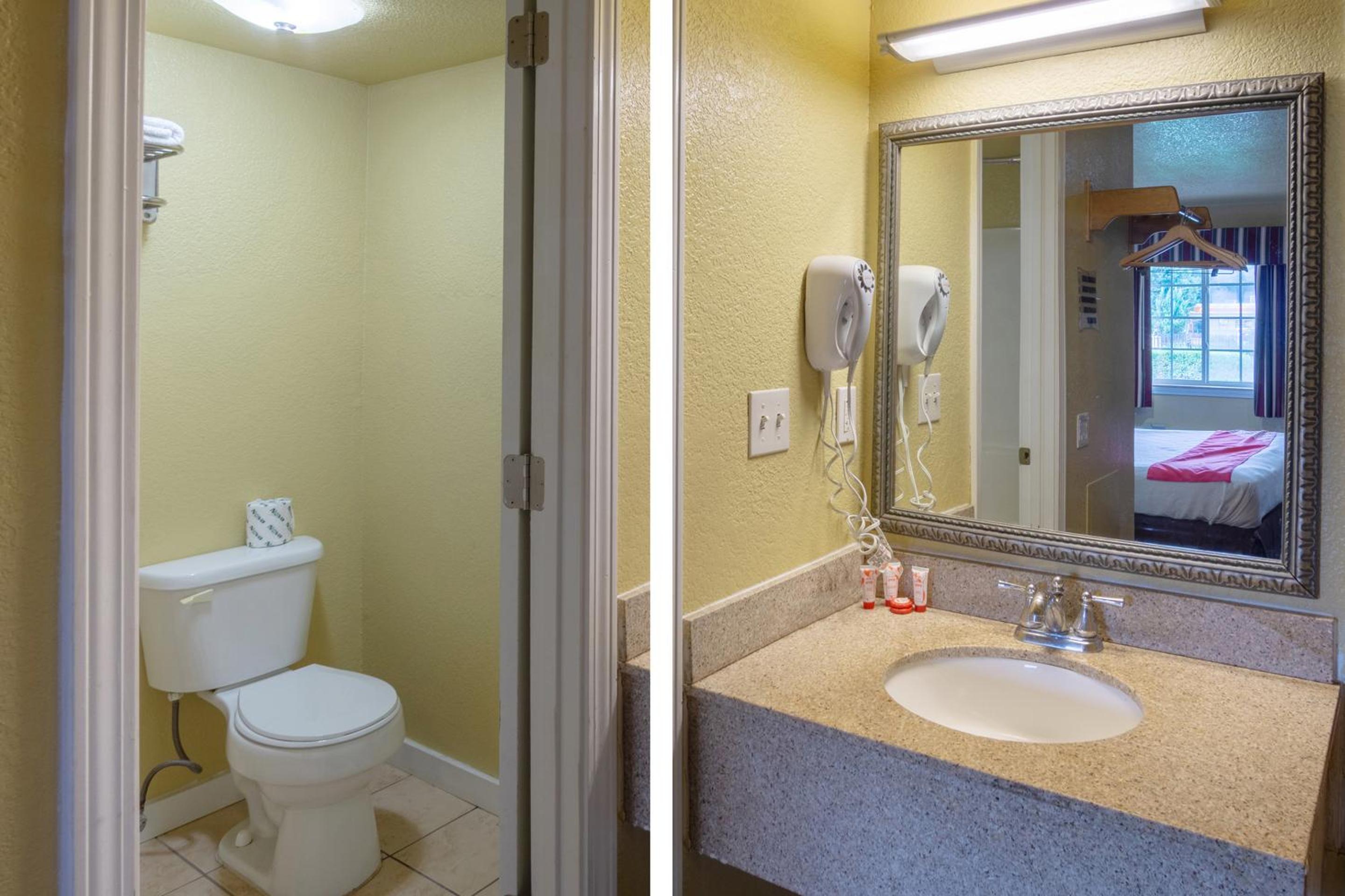 Woodridge Inn and Suites