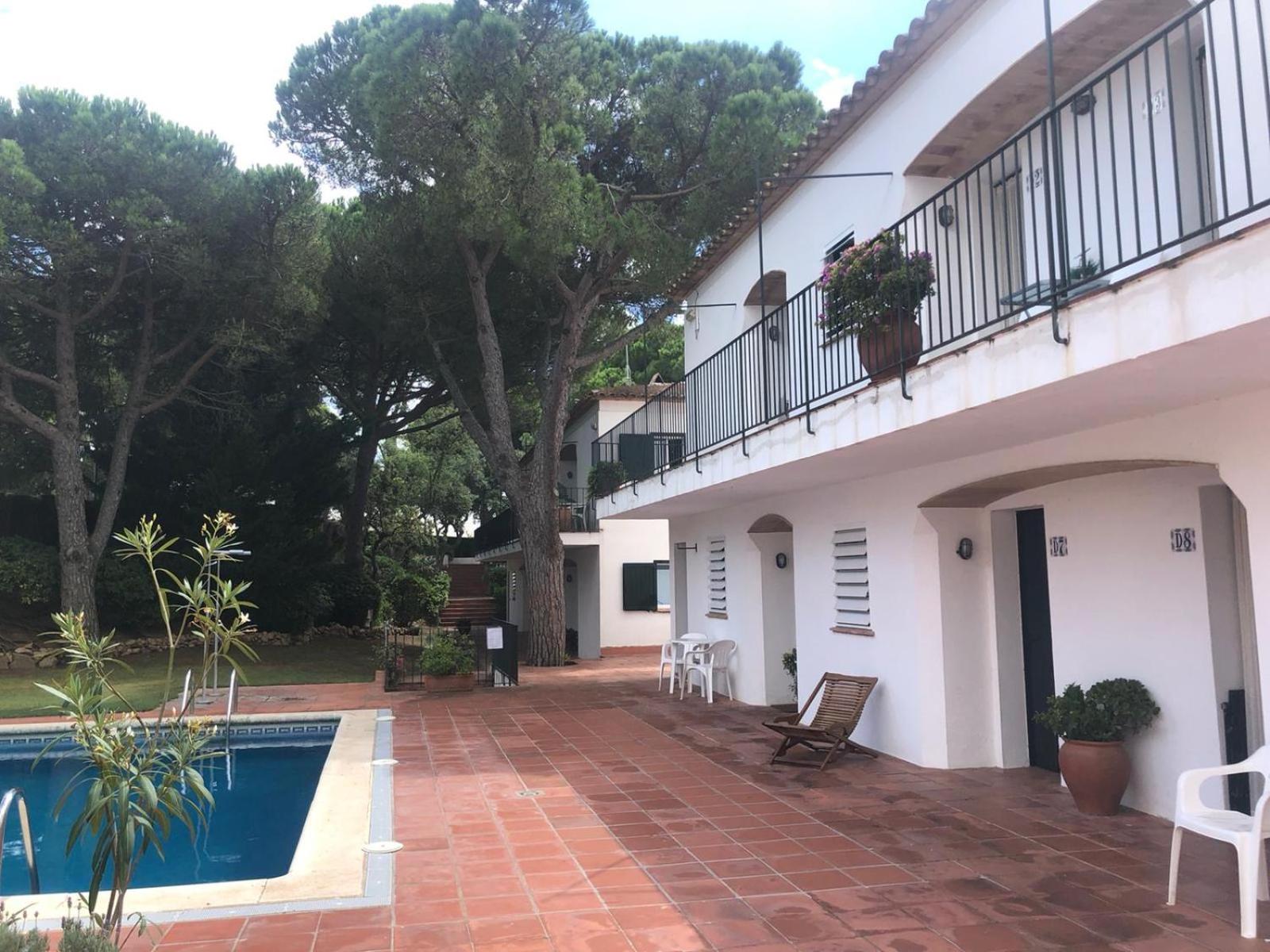 Espectacular apartamento con piscina en Calella de Palafrugell view 2