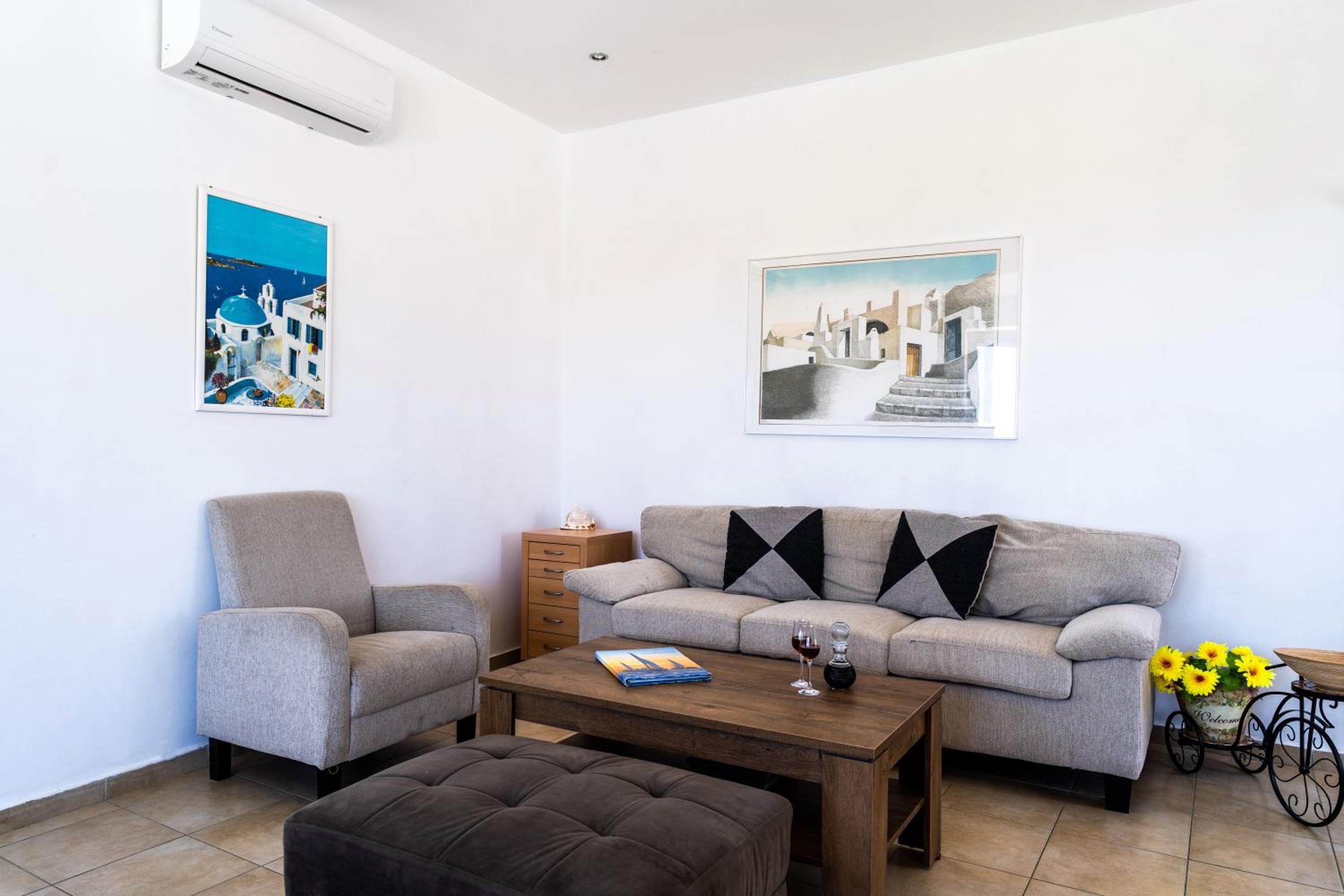 Aroma Cavas en Pirgos — lounge