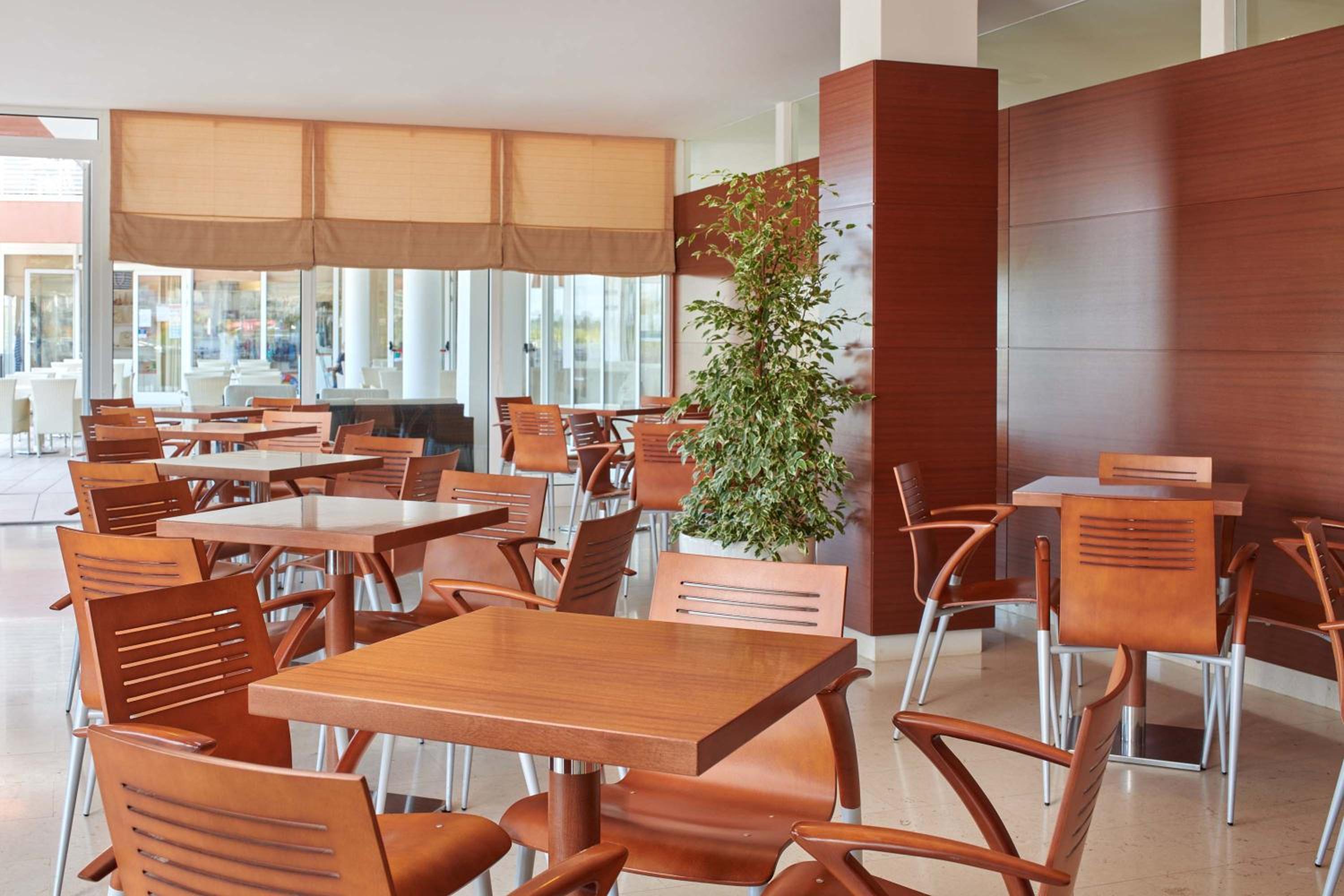 Hotel Albatros Plava Laguna - Property Image 47