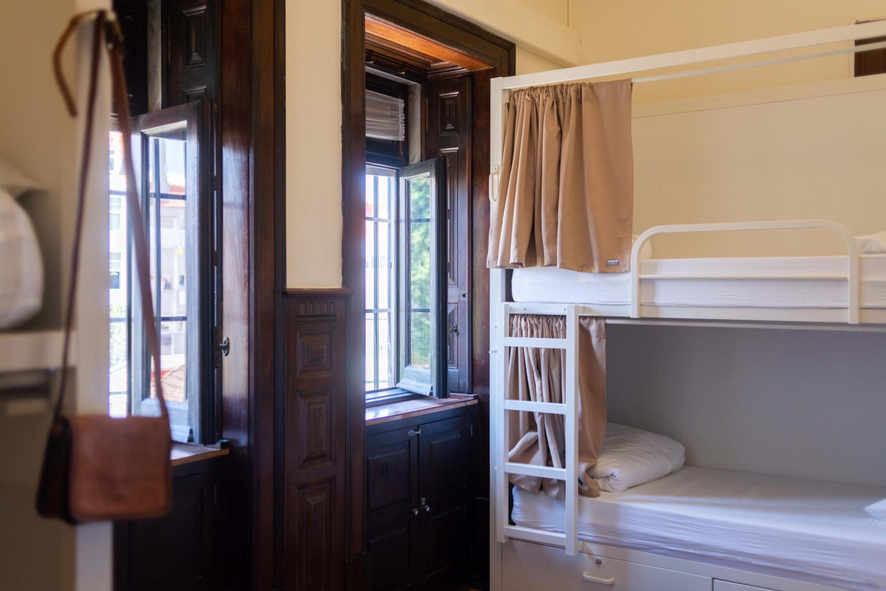 Sant Jordi Hostels Lisbon