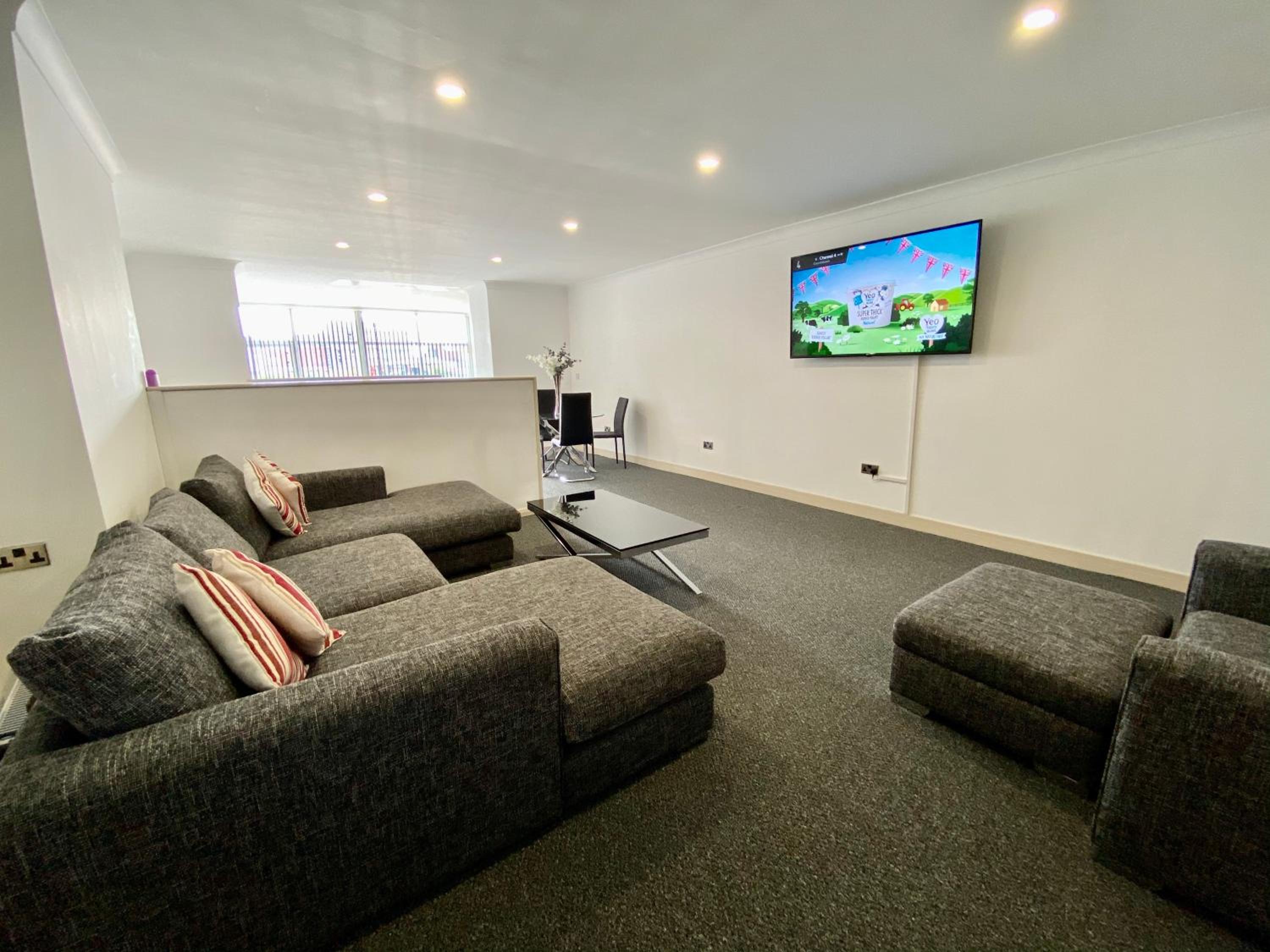 Fabrik Apartments - Harrowside by Blackpool Service Apartements