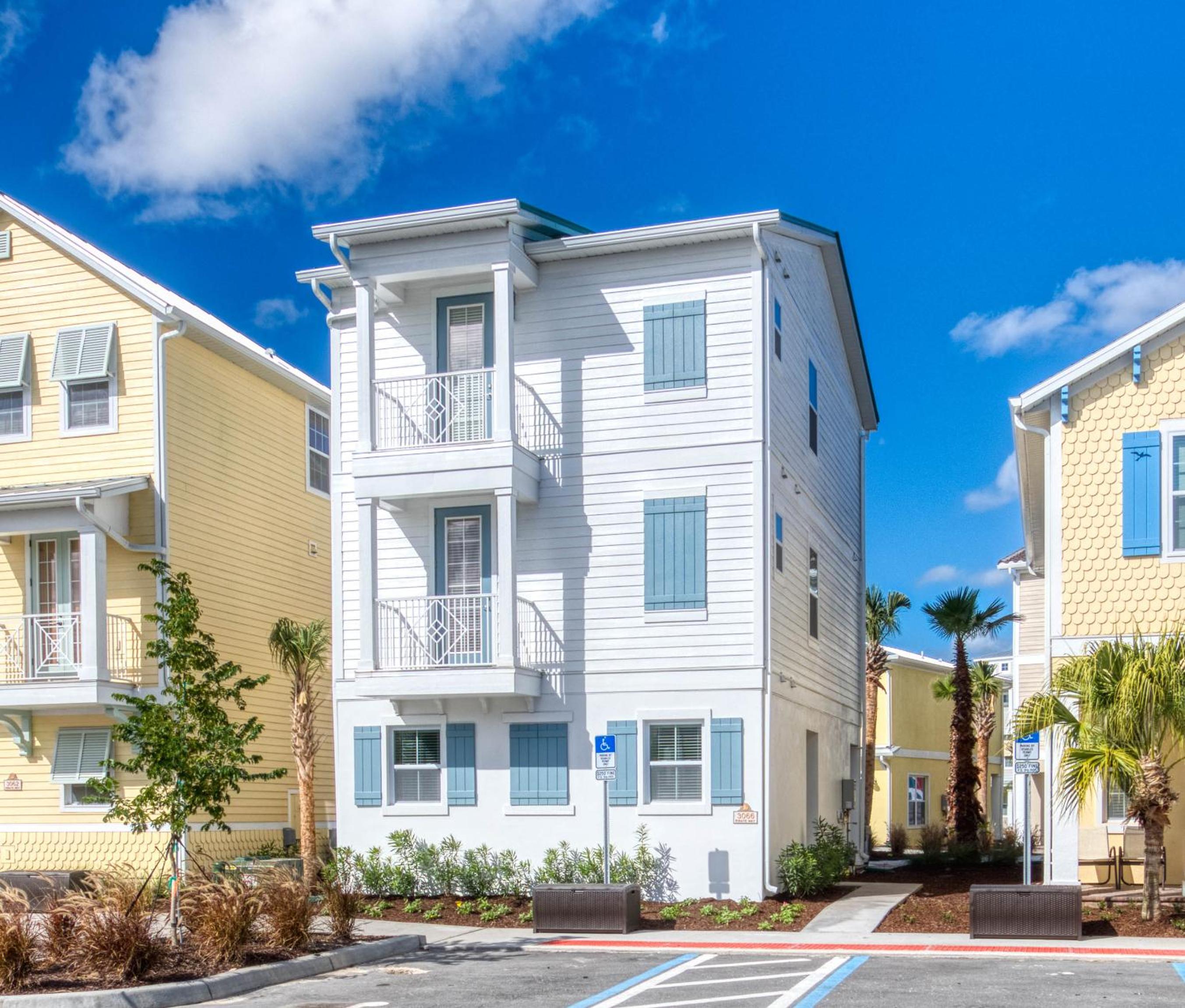 Margaritaville Resort Orlando with H2O Waterpark