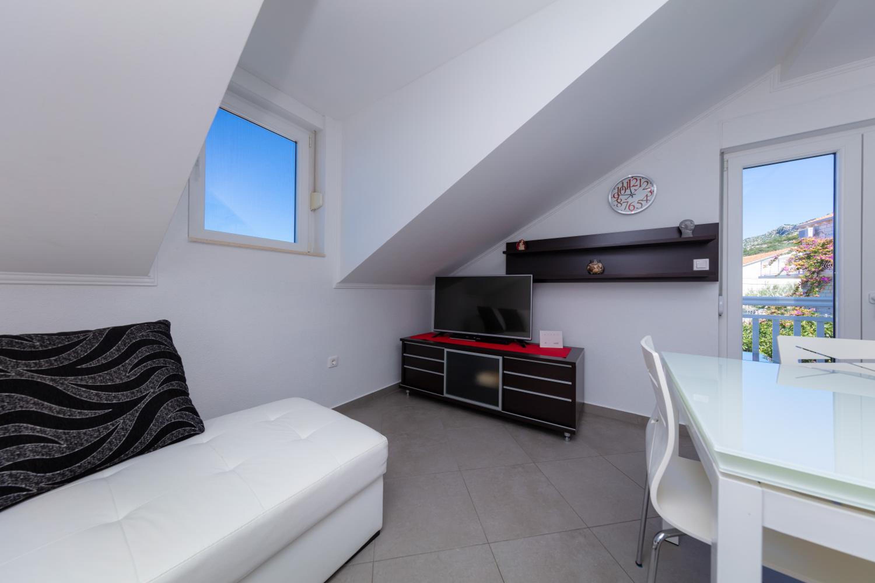 Apartment Ela