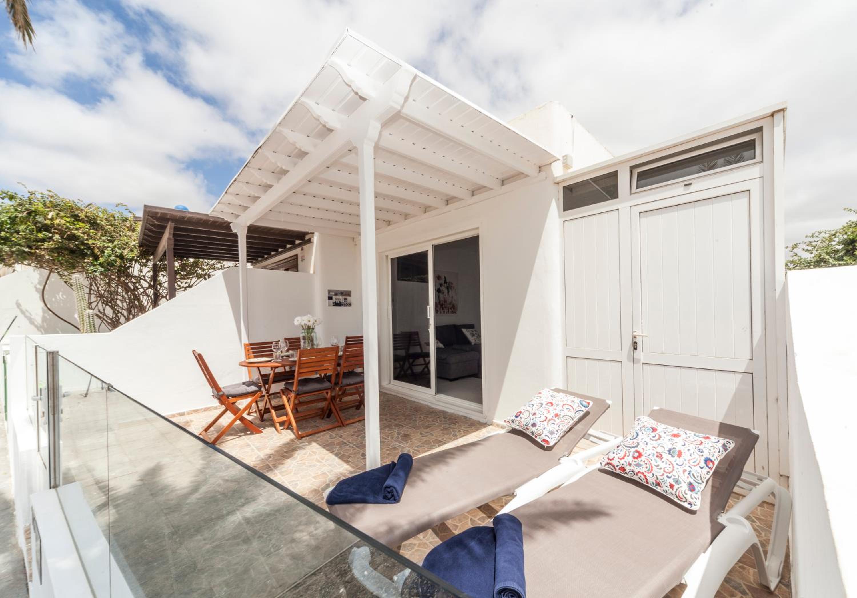 Luxury Suite Sea Front II view 3