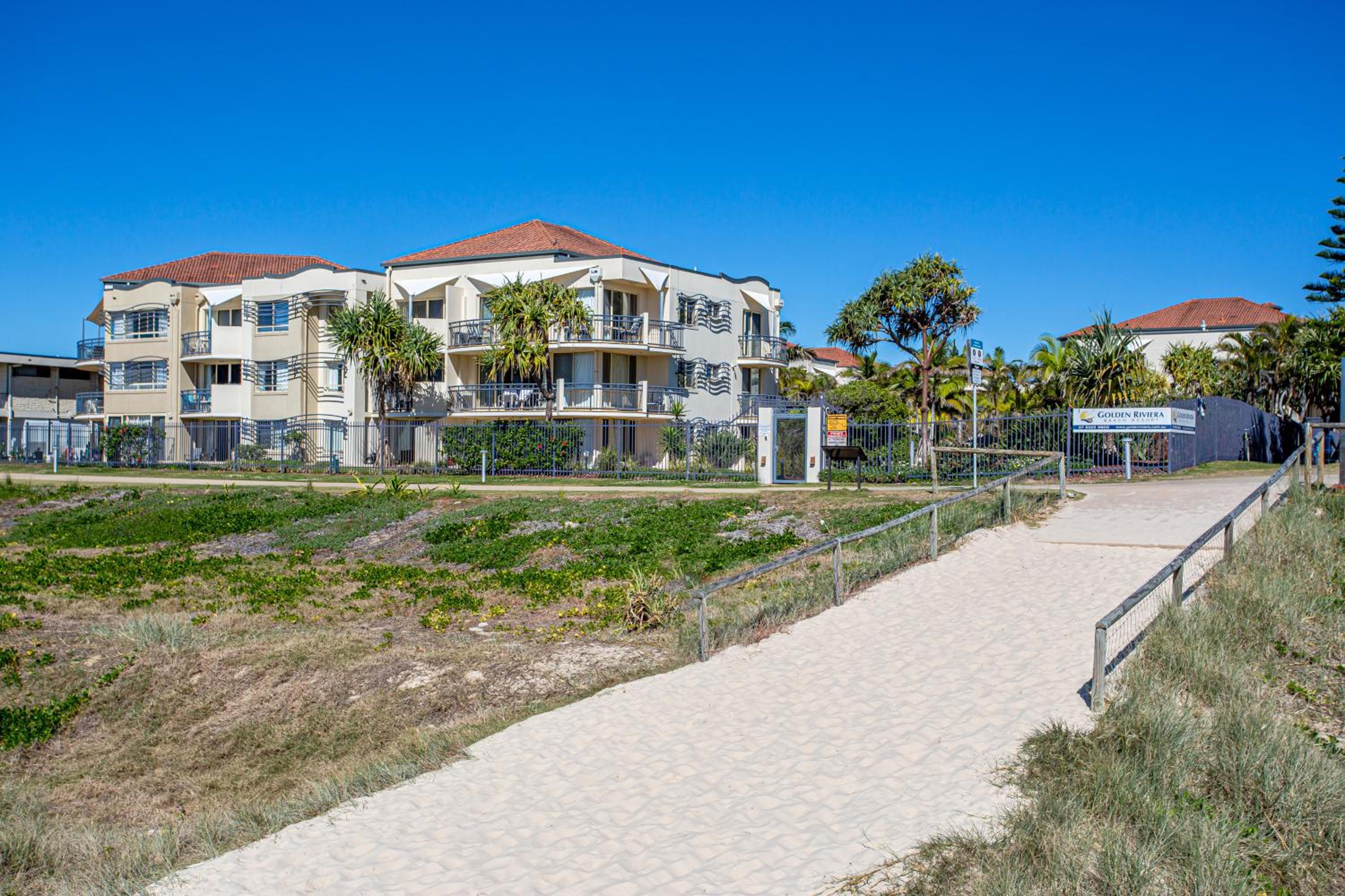 Photo 51 sur 58 de Golden Riviera Absolute Beachfront Resort