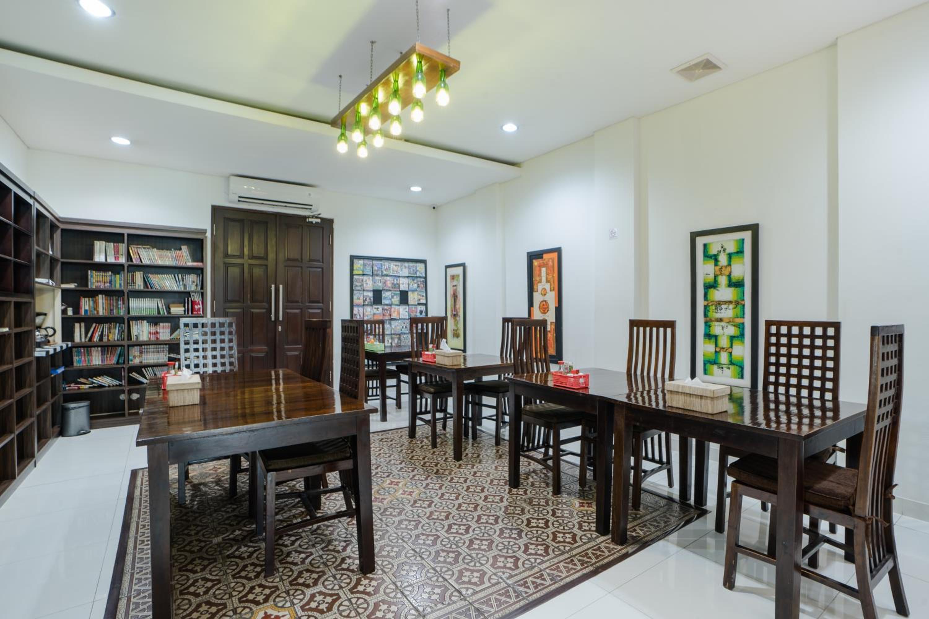 meeting & event spaces