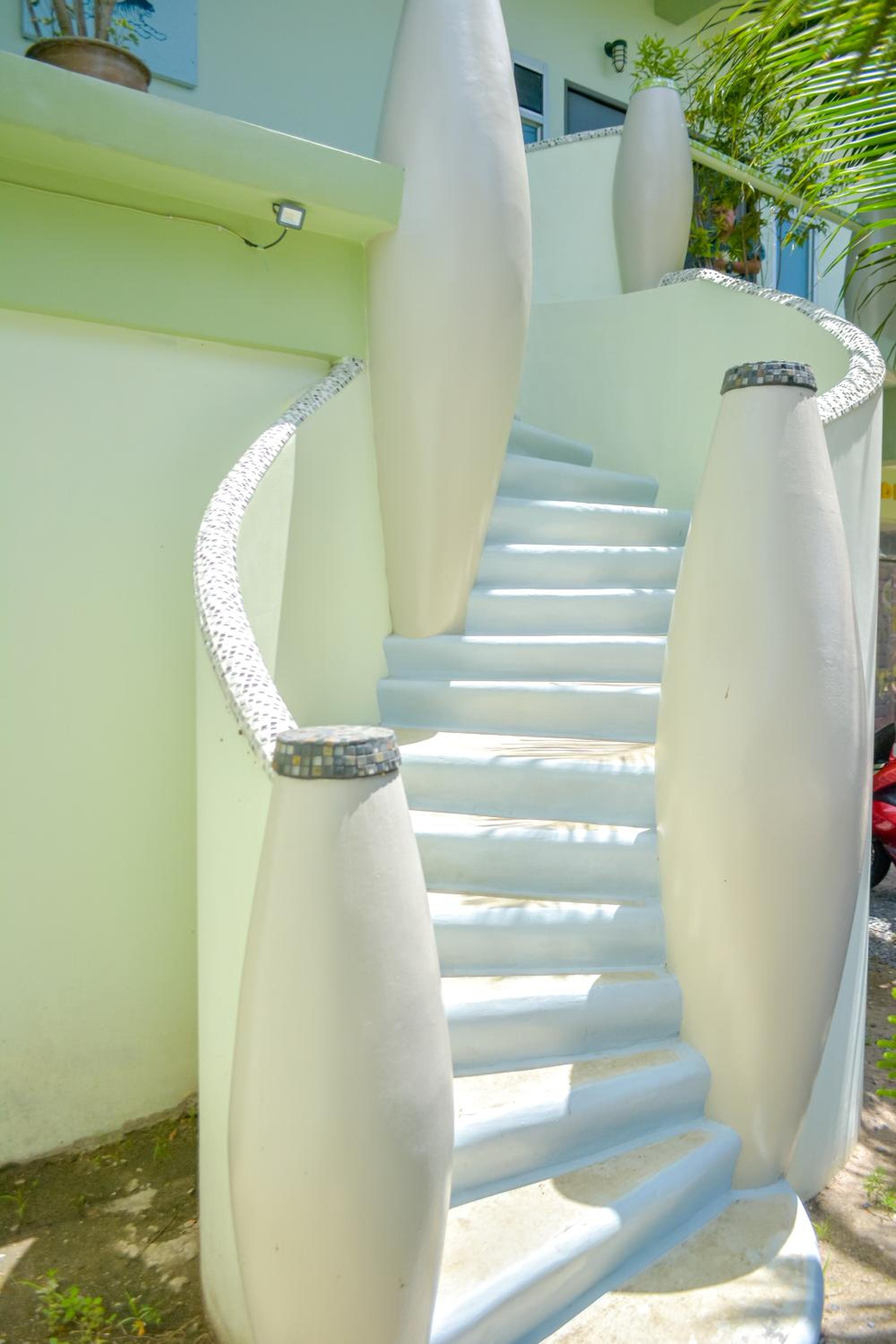 Hotel Le Divine Comedie Beach Resort - Image 1