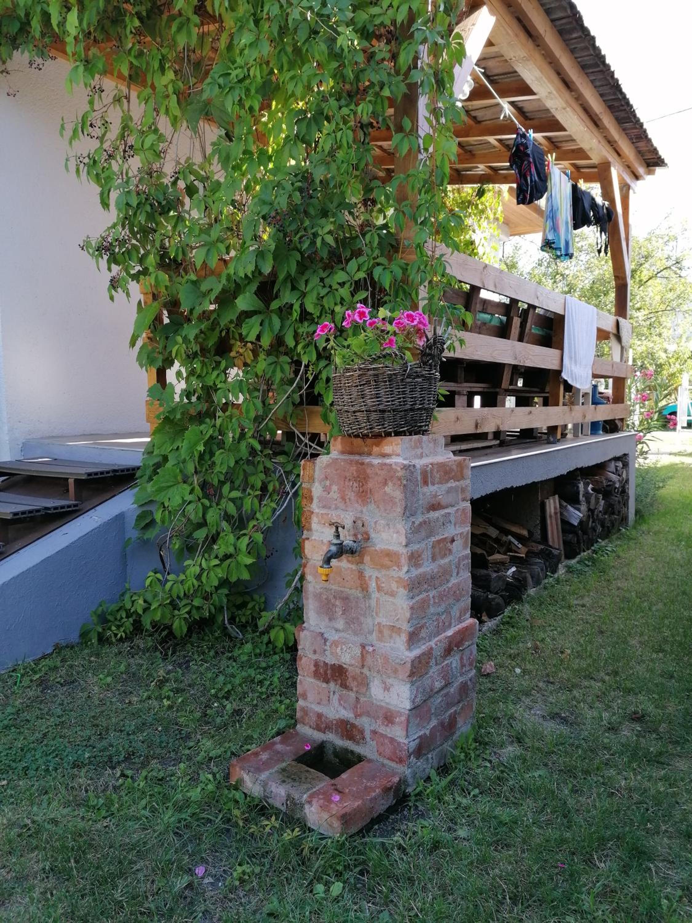 Photo 32