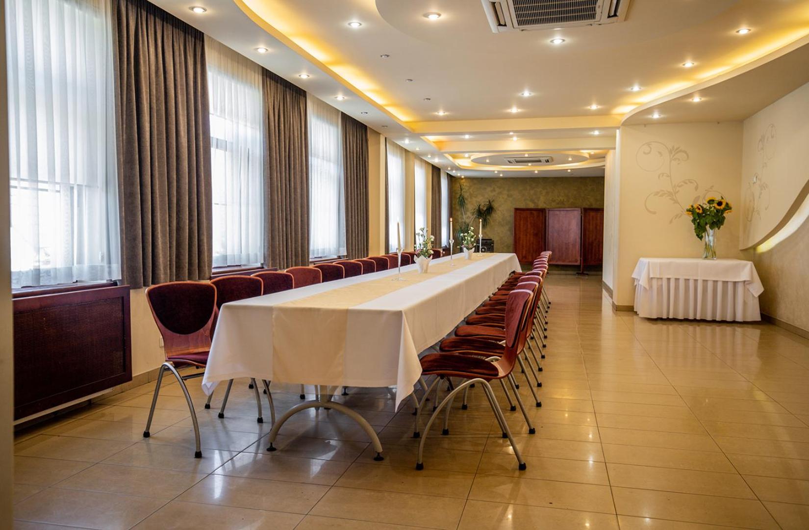 meeting & event spaces