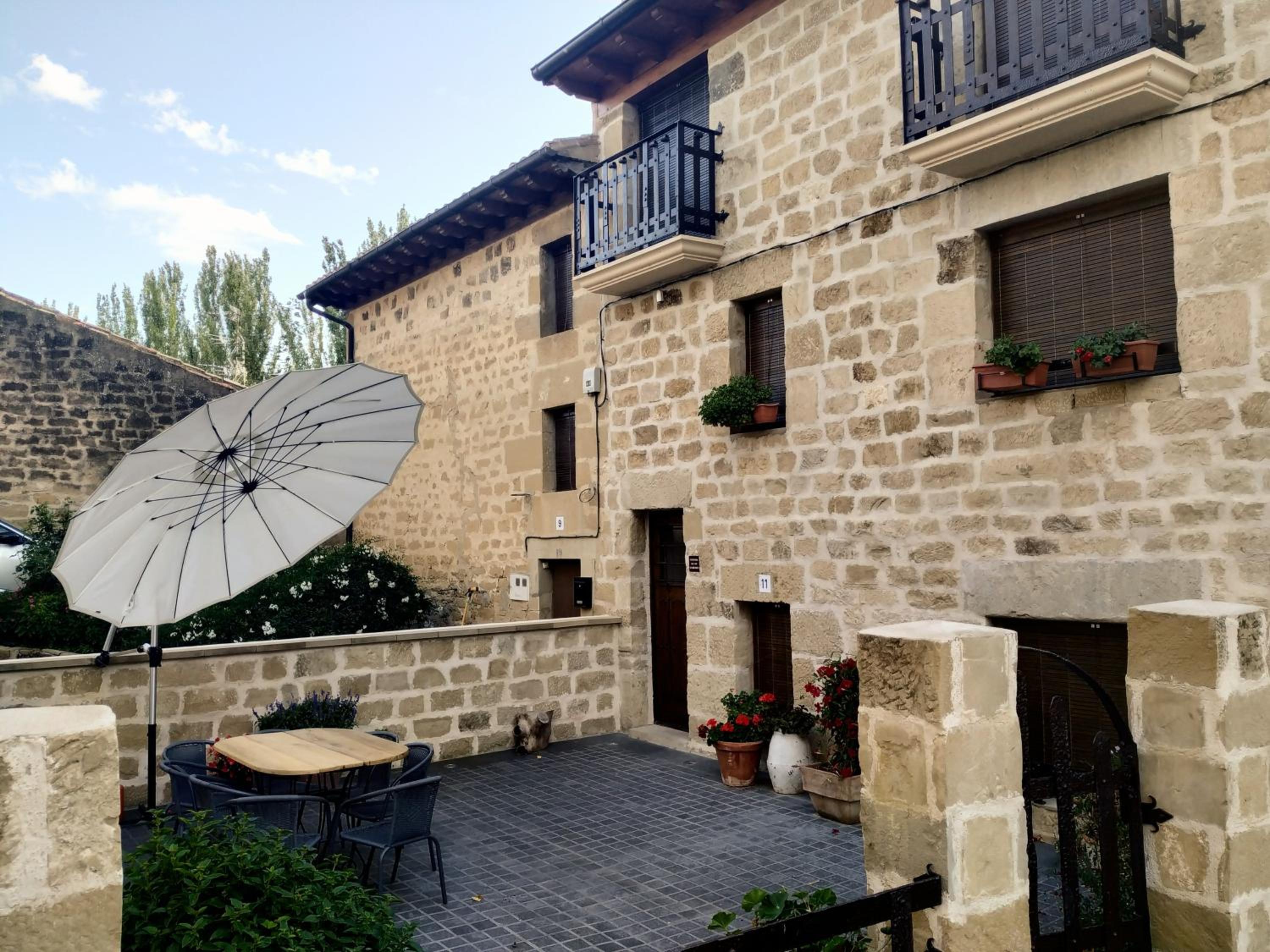 La Casa de las Tinas view 3