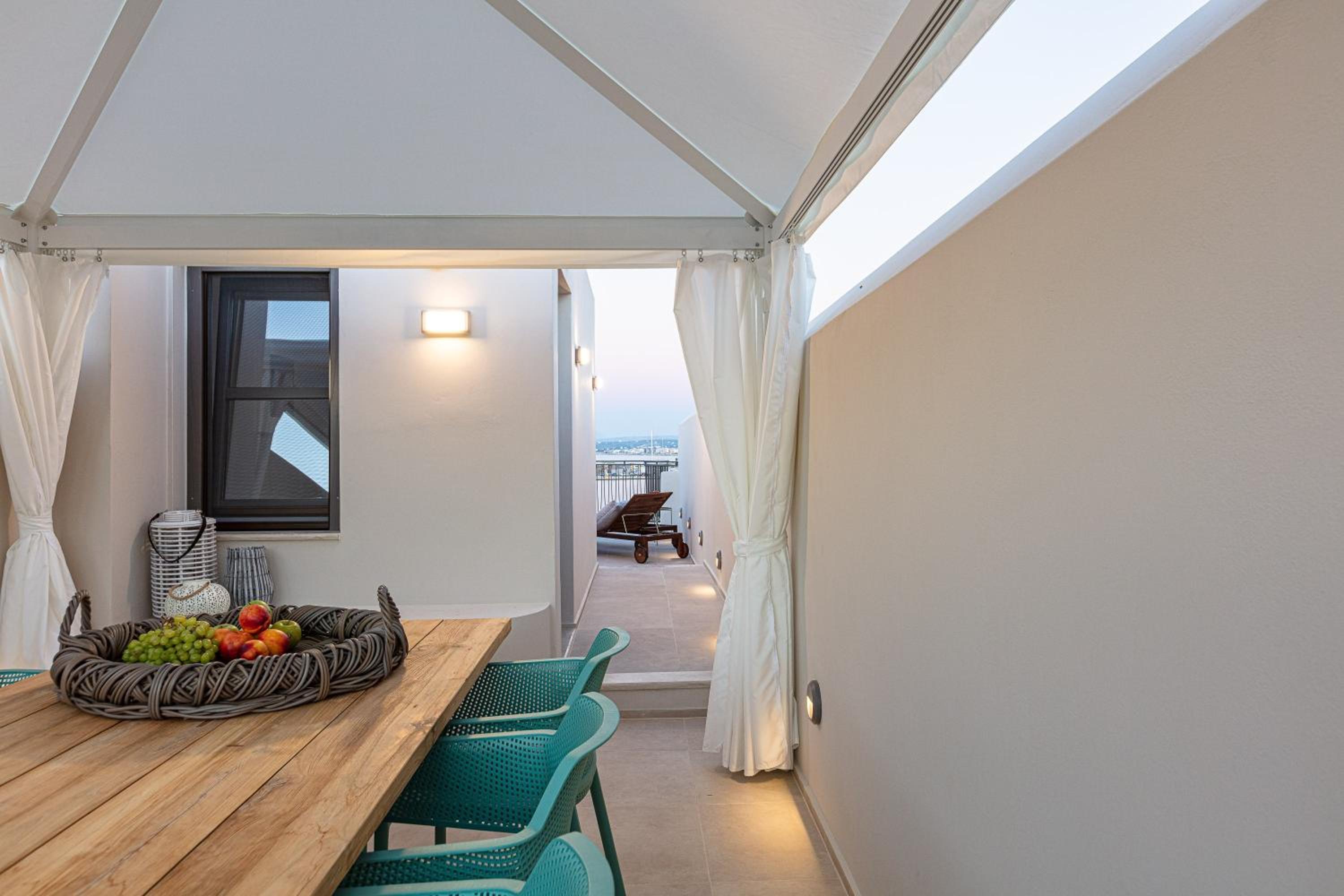 V77 Seafront Suites view 2