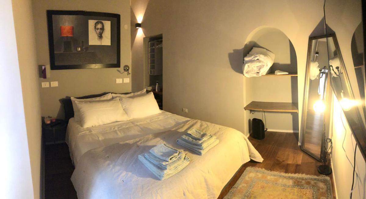 Home in Trast