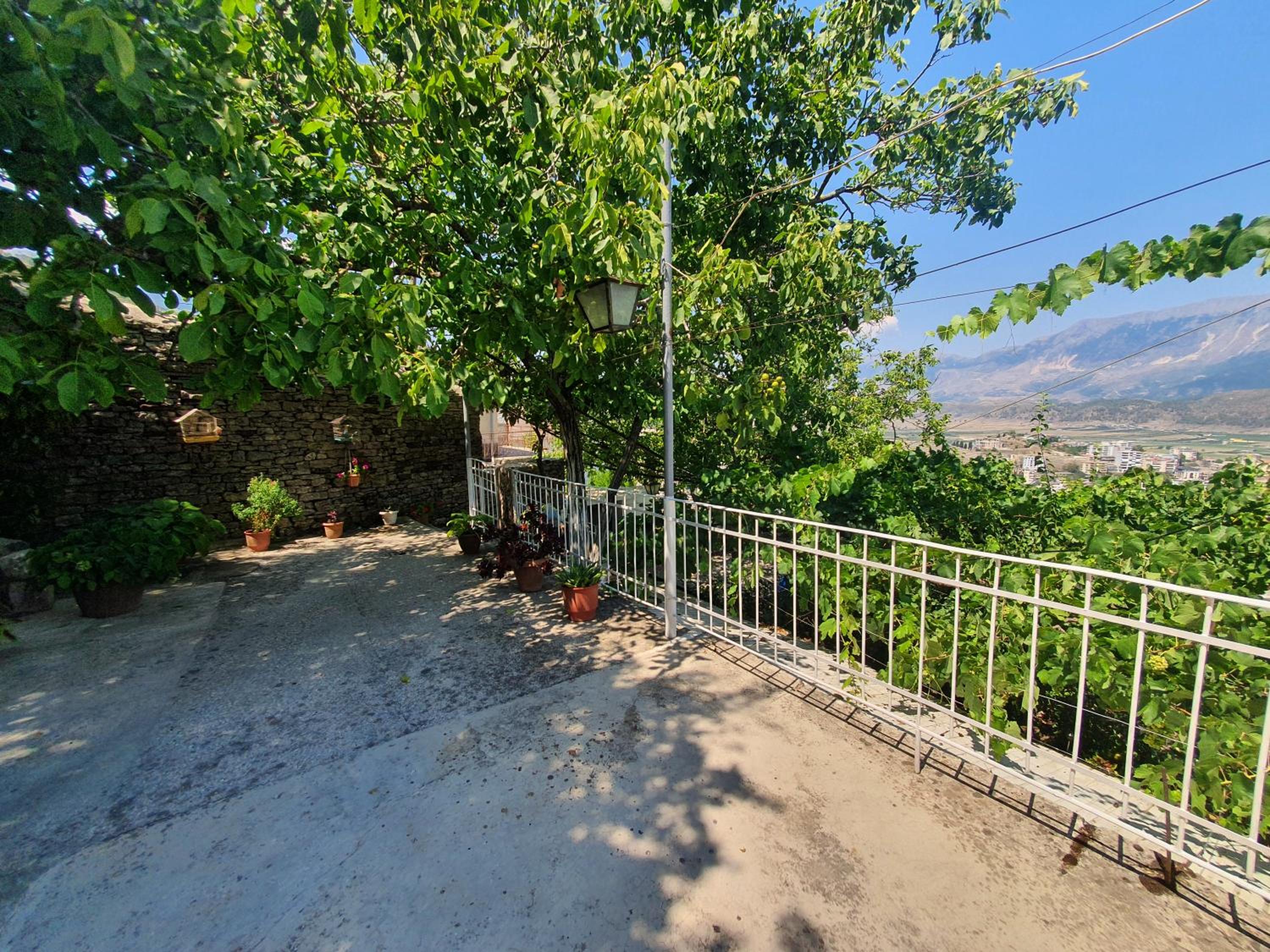 RIVA Guest House