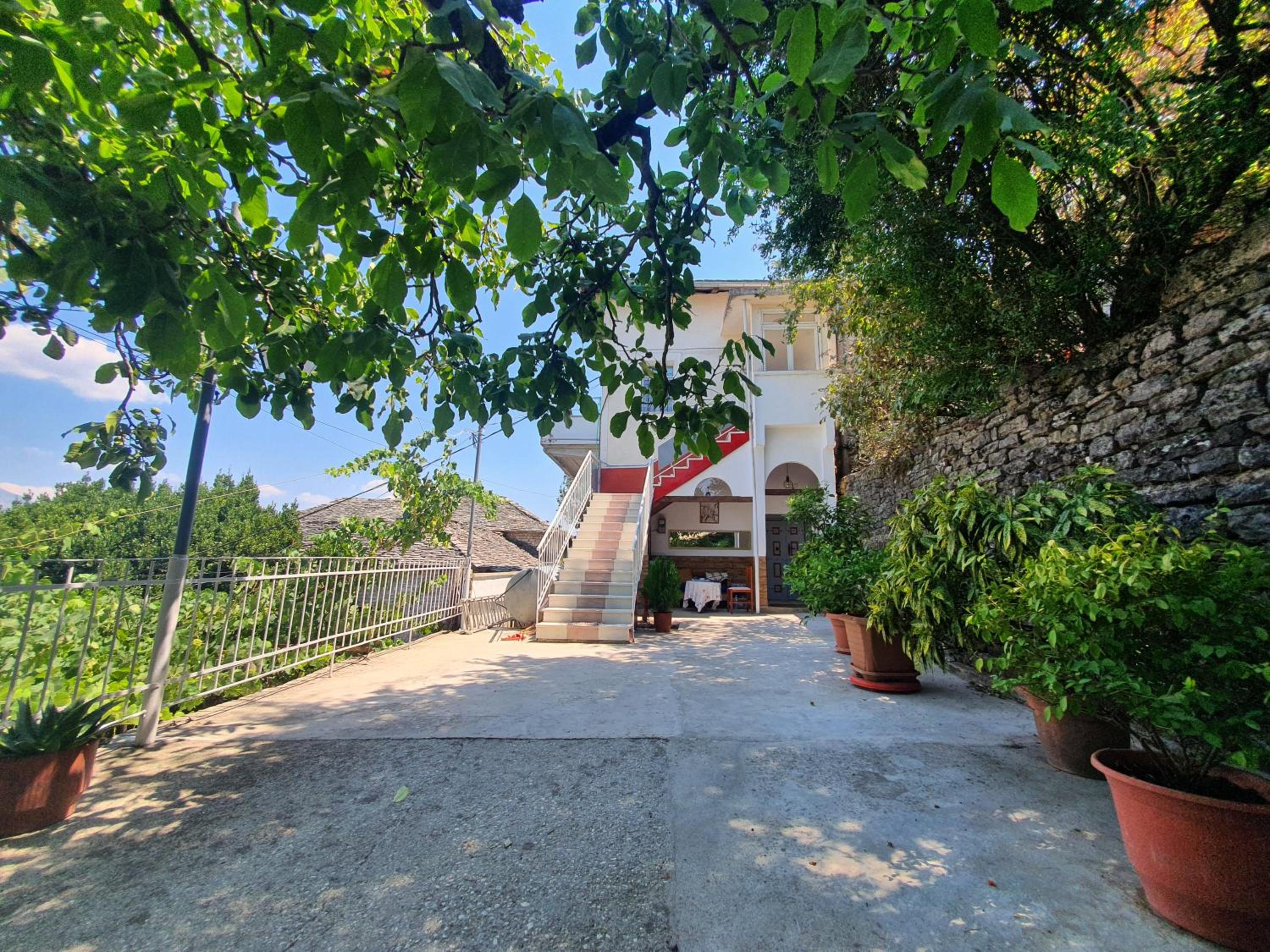 RIVA Guest House