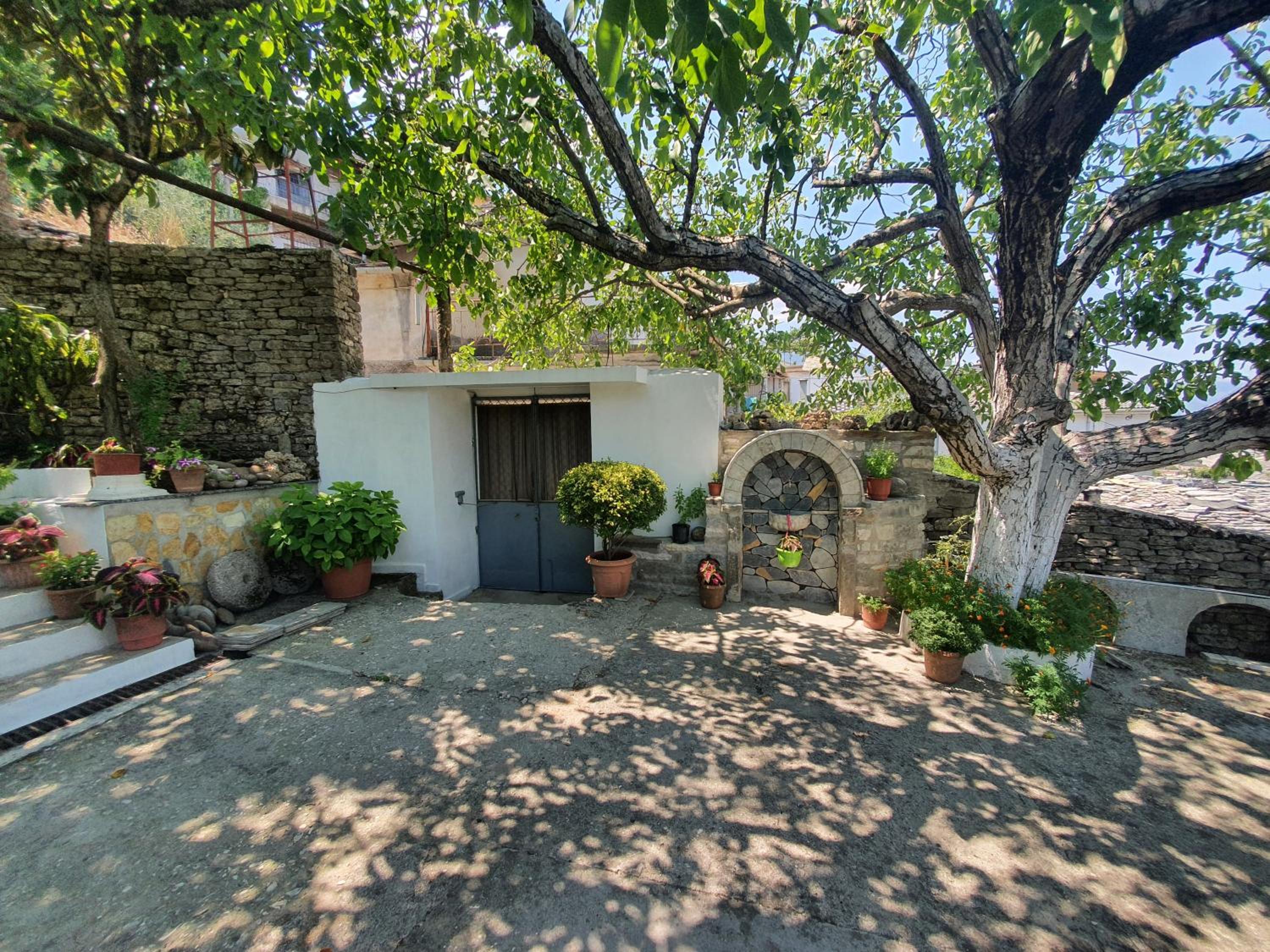RIVA Guest House