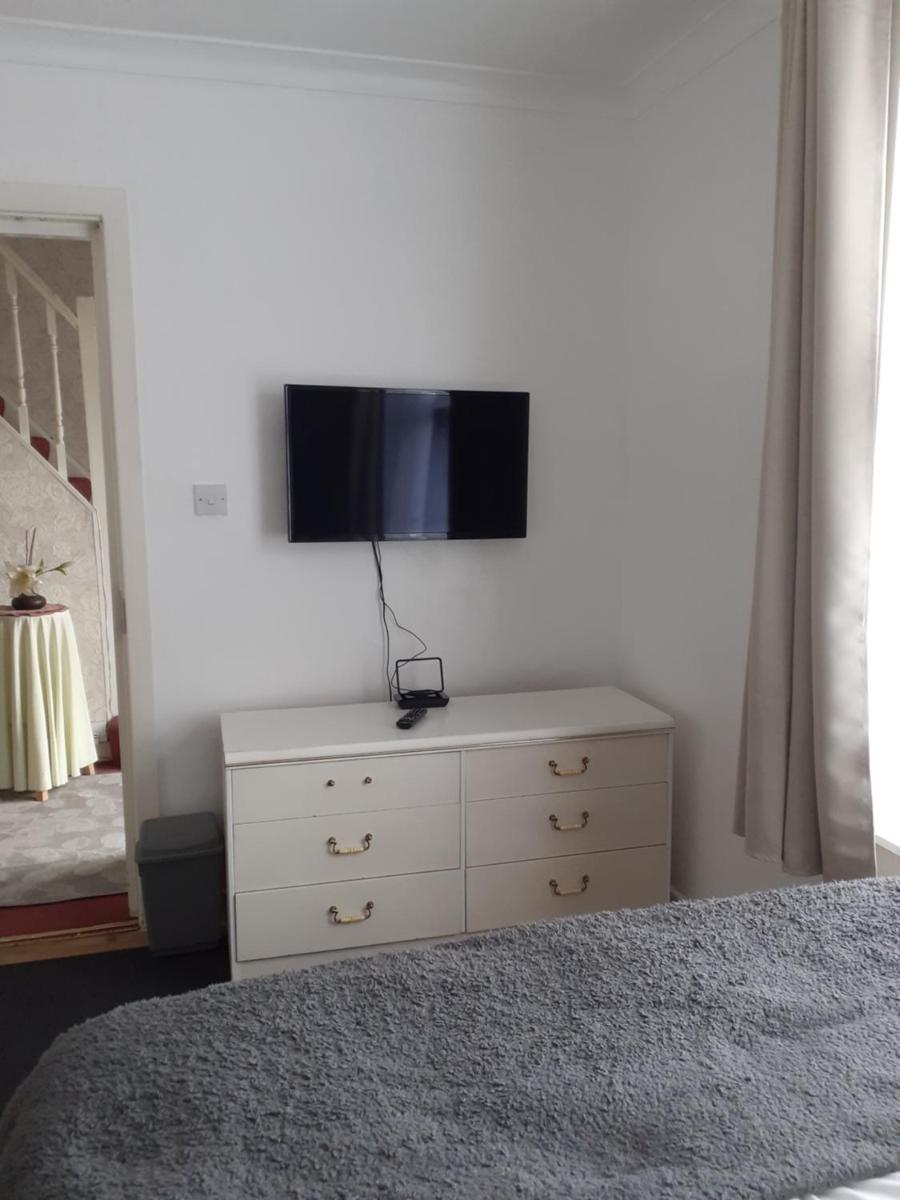 Walsall Vacations - Willodean - Property Image 5