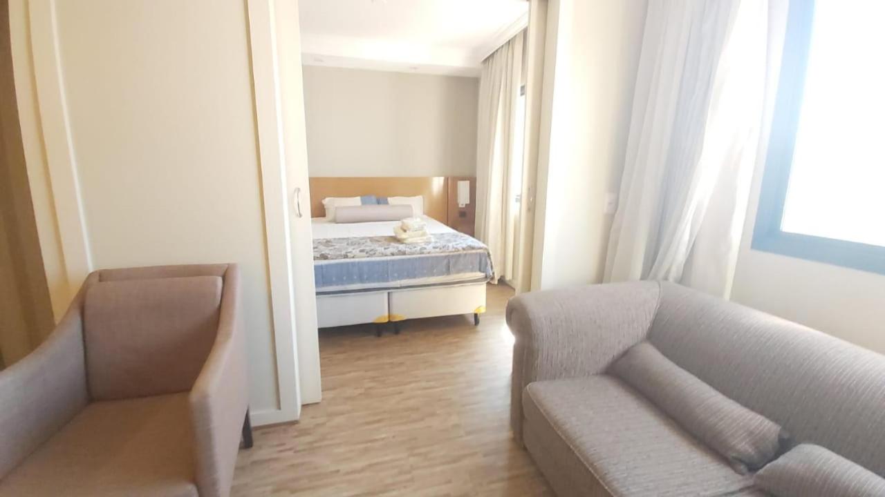 Charmoso Flat na Vila Oimpia