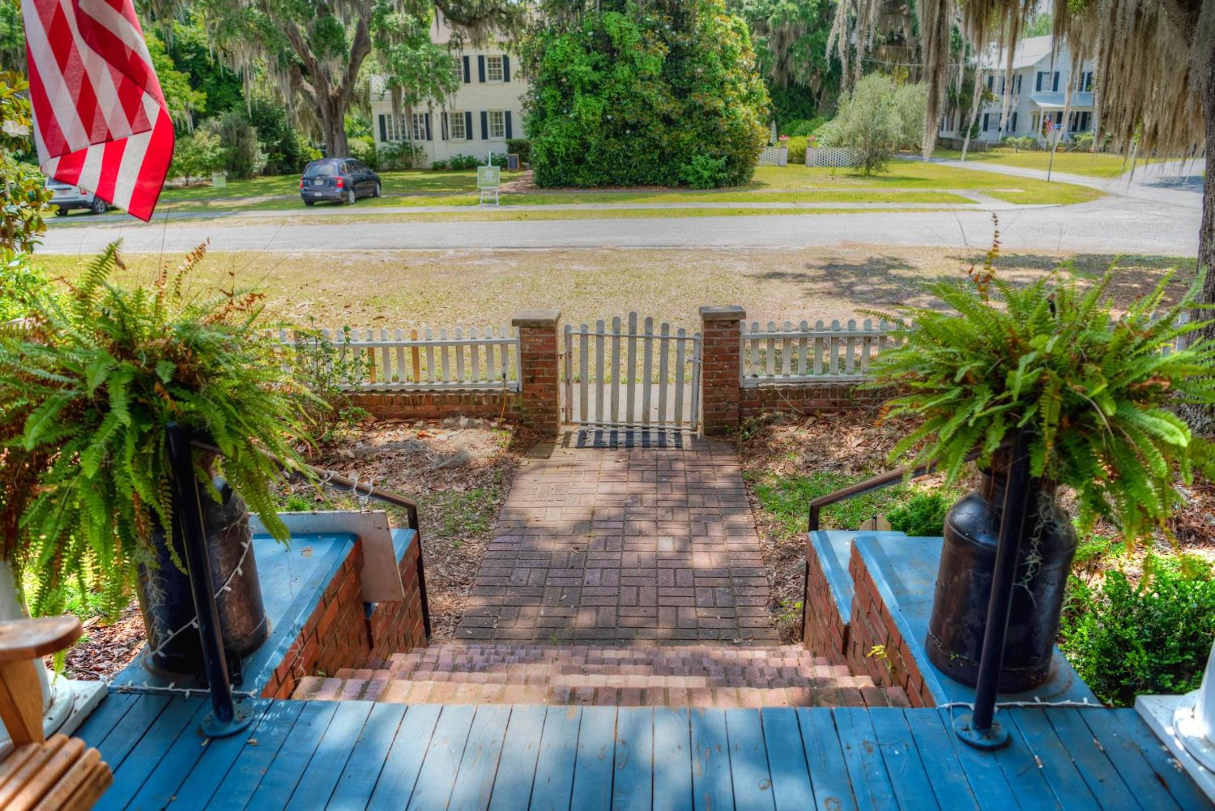 Open Gates Bed  Breakfast - Property Image 12