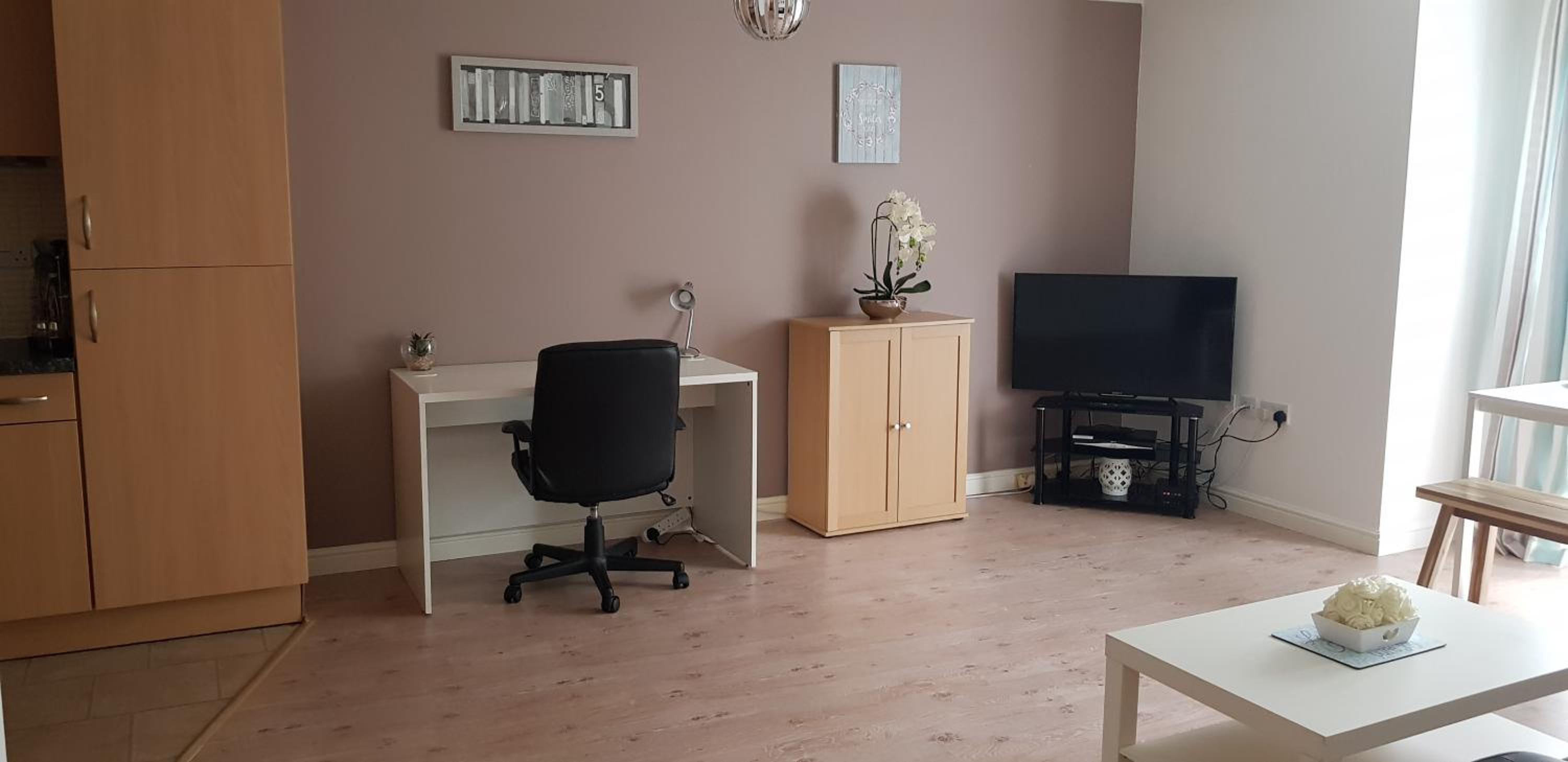 Sun Gardens Serviced Apartment