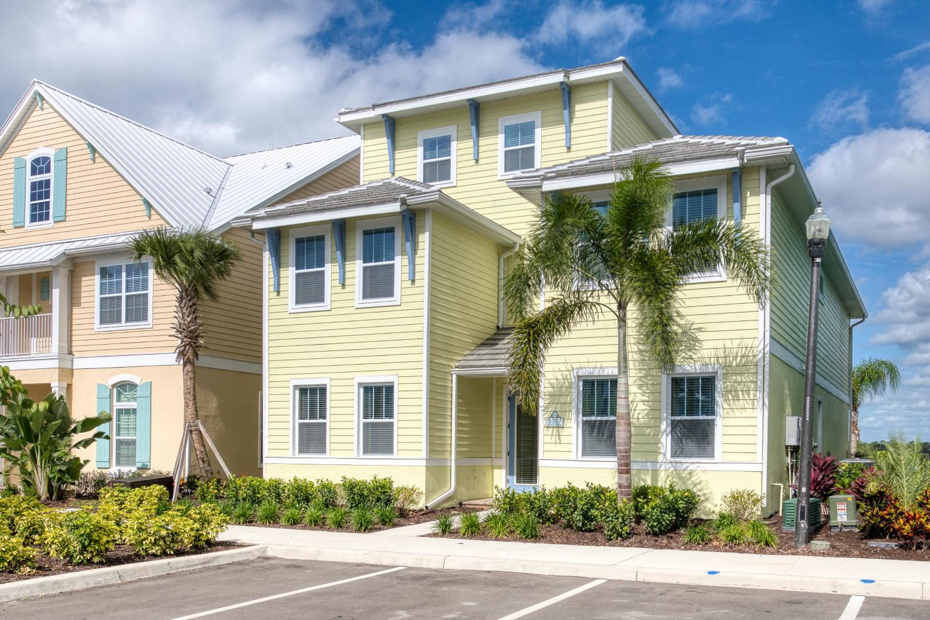 Margaritaville Resort Orlando with H2O Waterpark