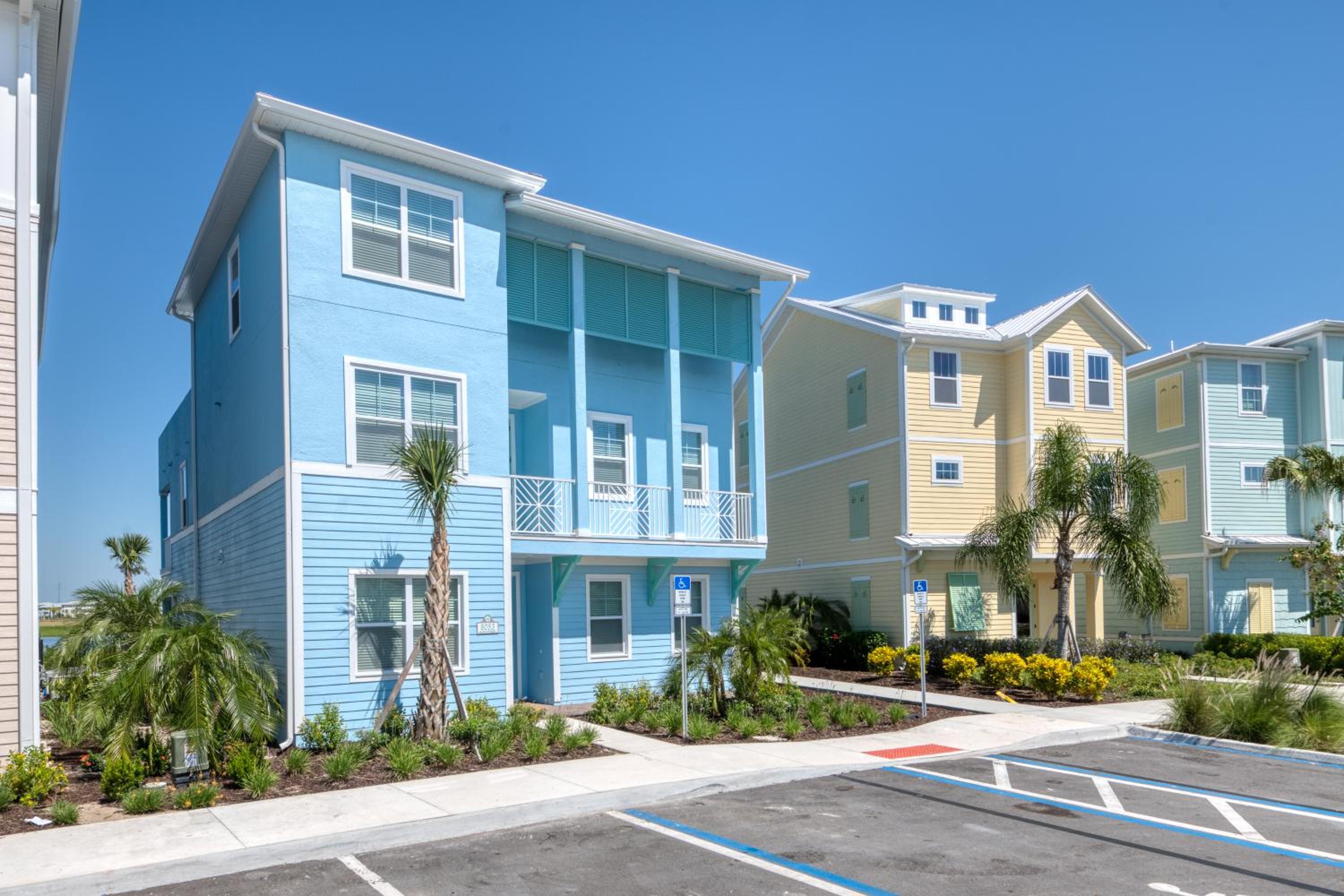 Margaritaville Resort Orlando with H2O Waterpark