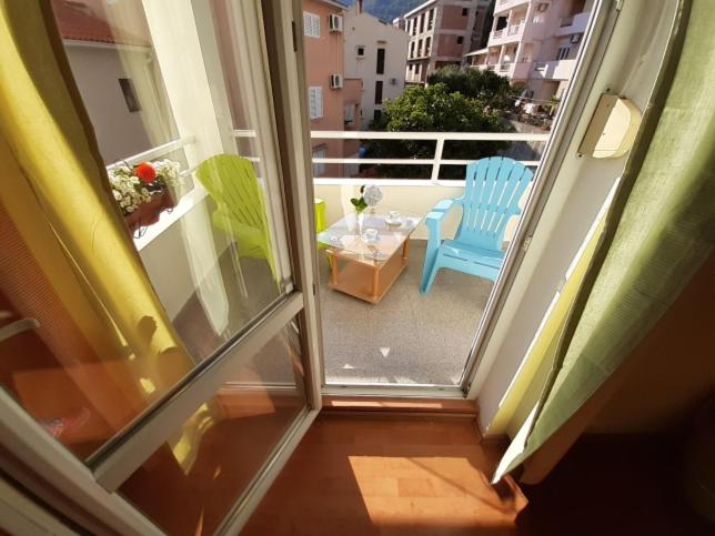 One-bedroom mediterranean flat near the sea view 2