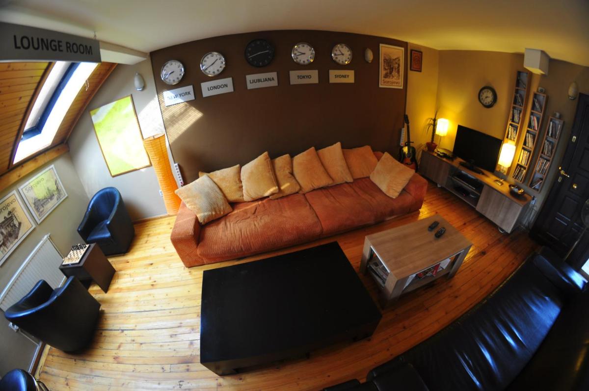 Photo 6