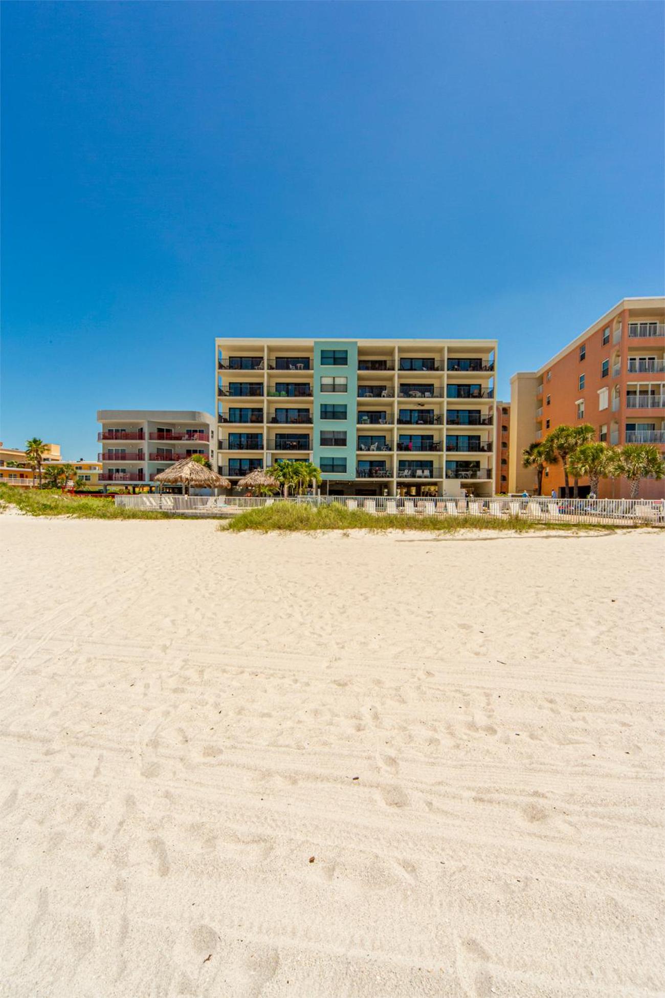 Direct Beachfront 1b 1b Corner - Sandy Shores #301