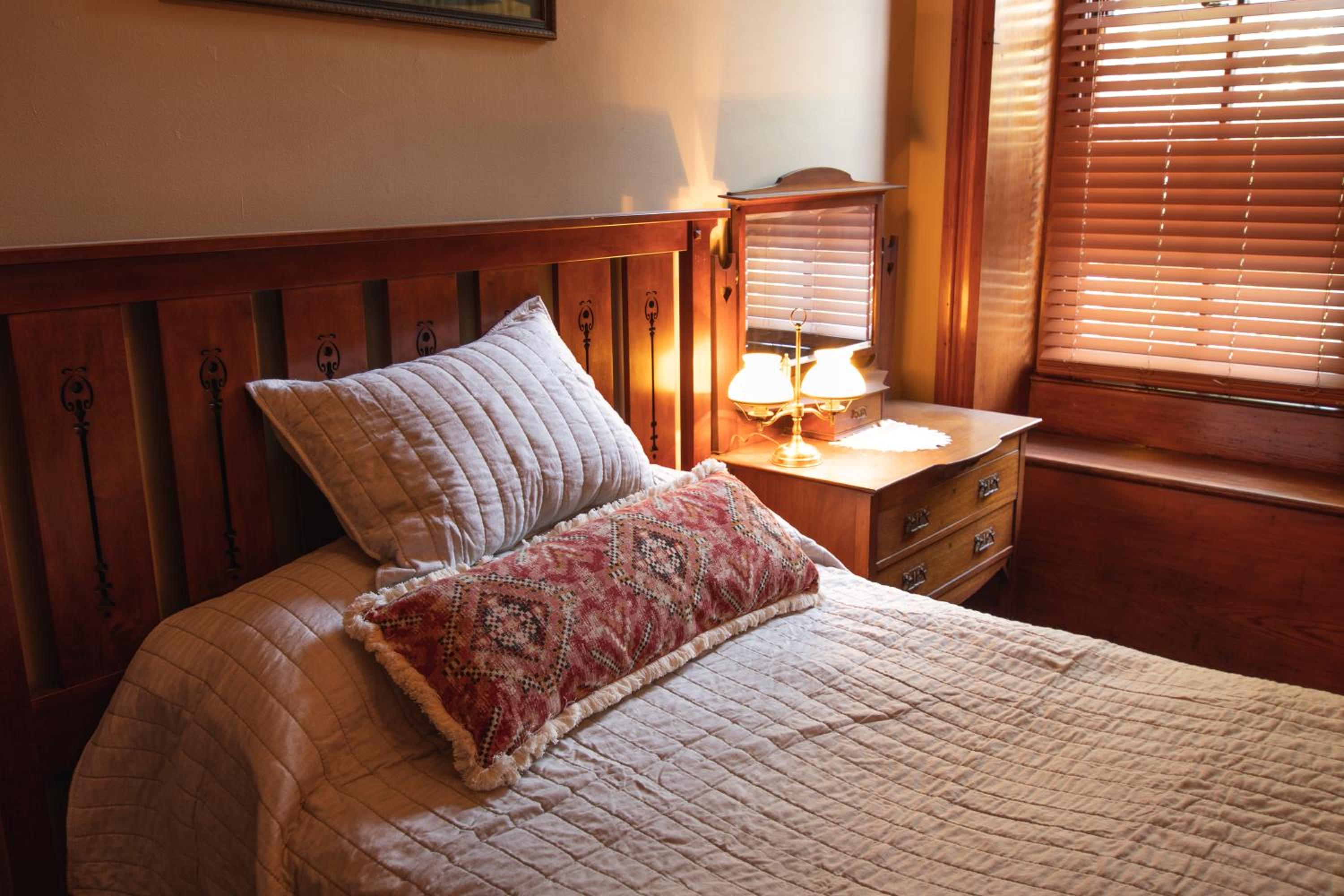 Gifford-Risley House Bed and Breakfast - Property Image 33
