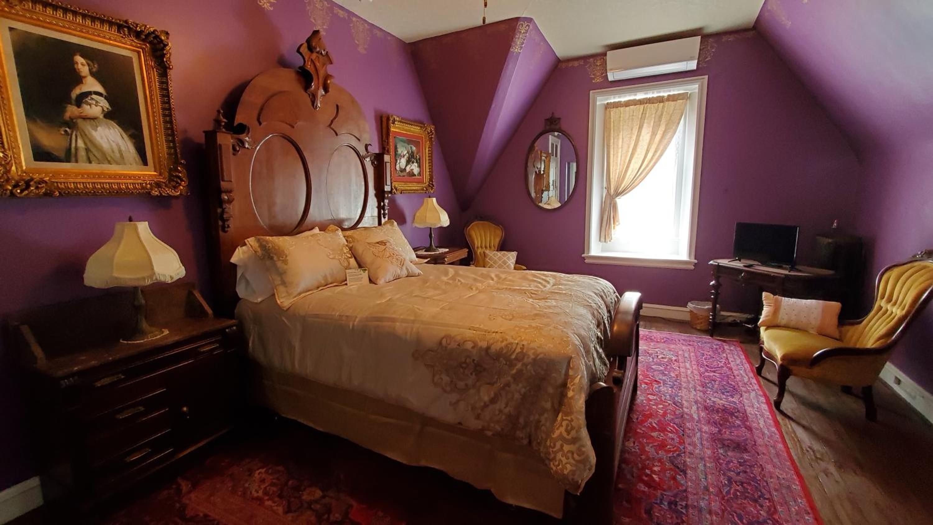 Gifford-Risley House Bed and Breakfast - Property Image 13