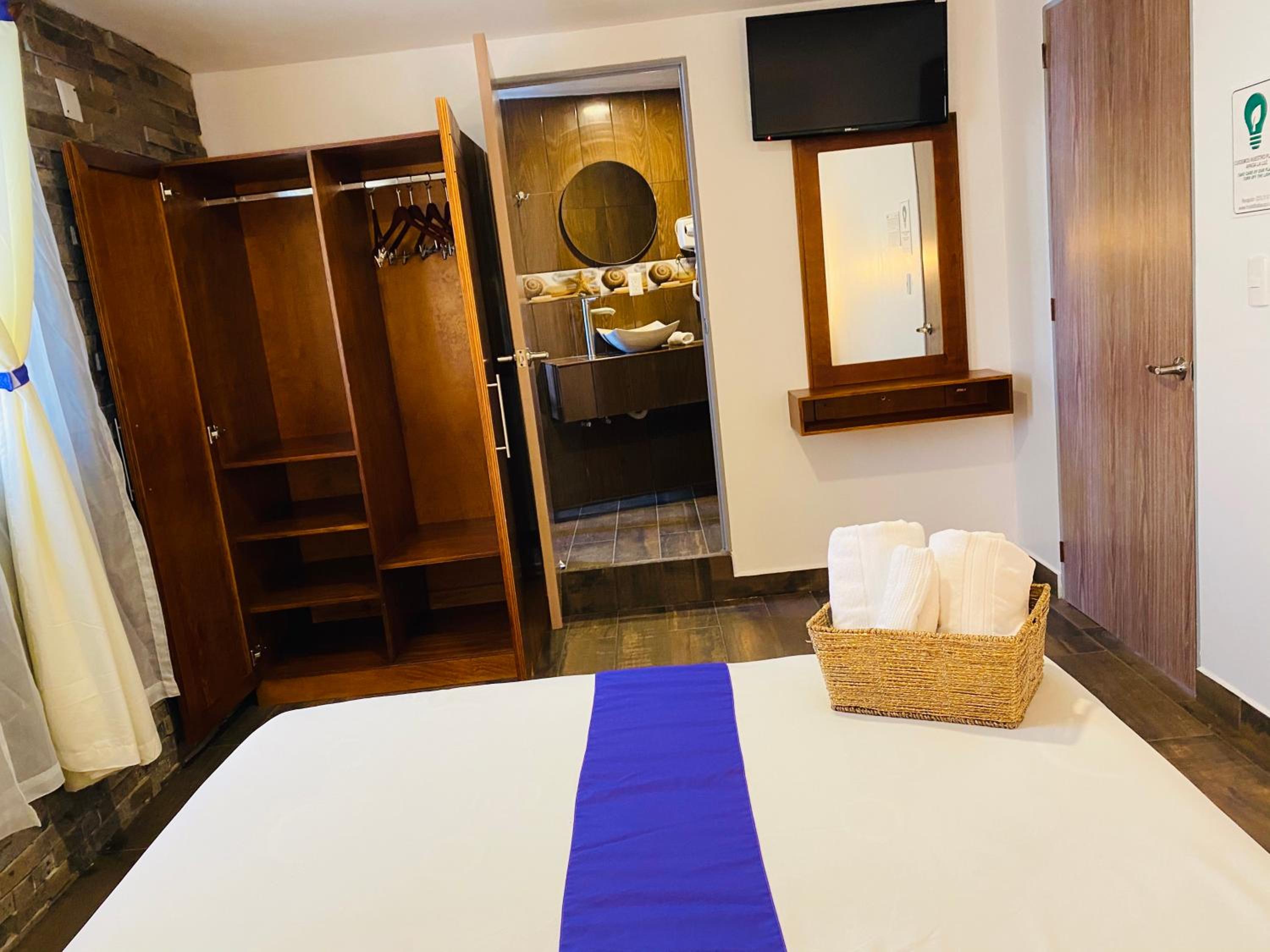 Hotel & Suites Cerro Roj0, photo 164