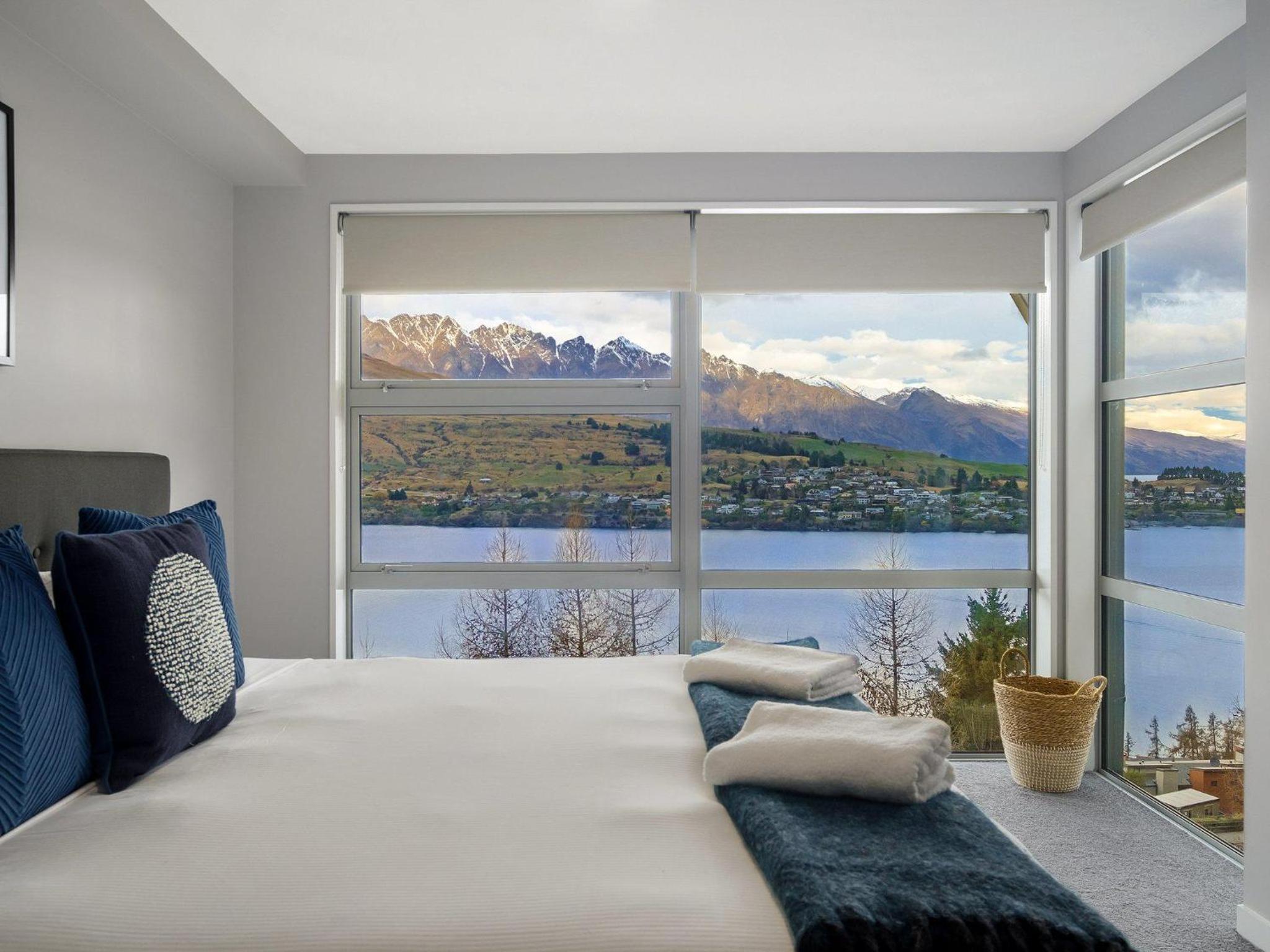 Remarkable Hideaway by Relaxaway Holiday Homes view 2