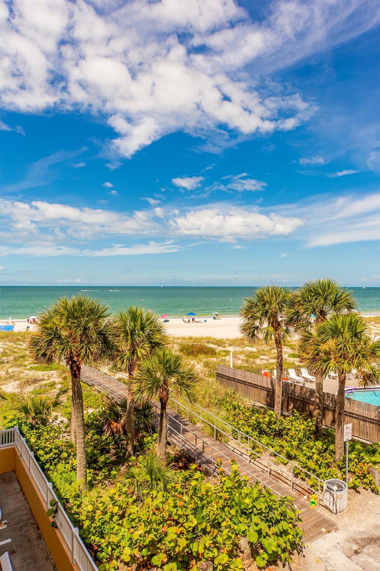 Beach View 1b 1b - Balcony - King - Surf Song #346