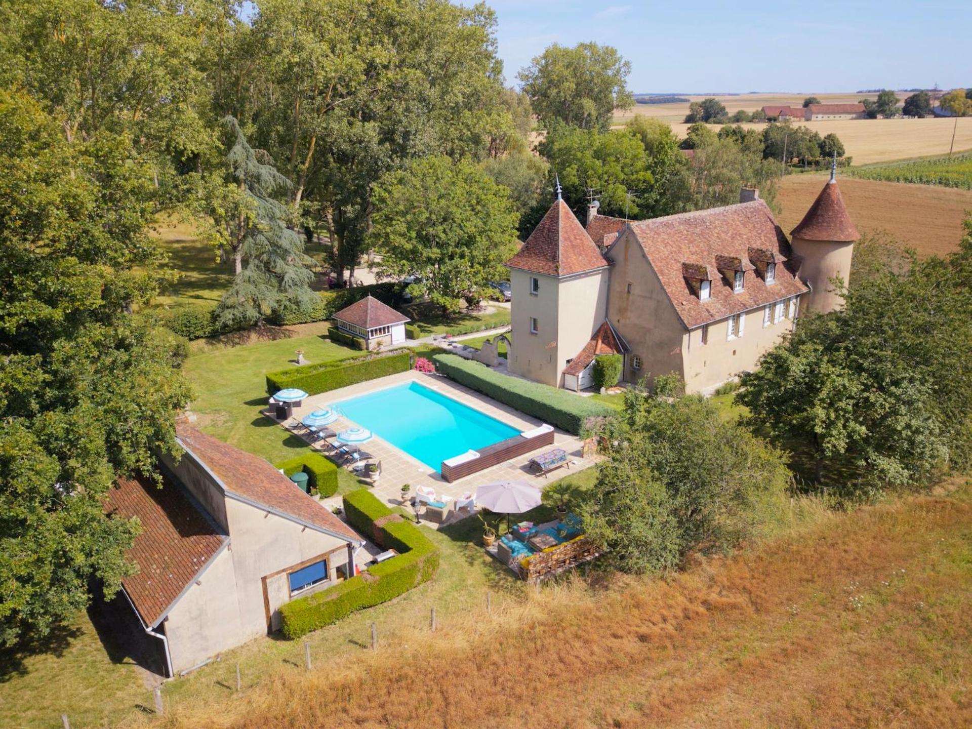 Le Petit Chateau De Sainte Colombe view 4