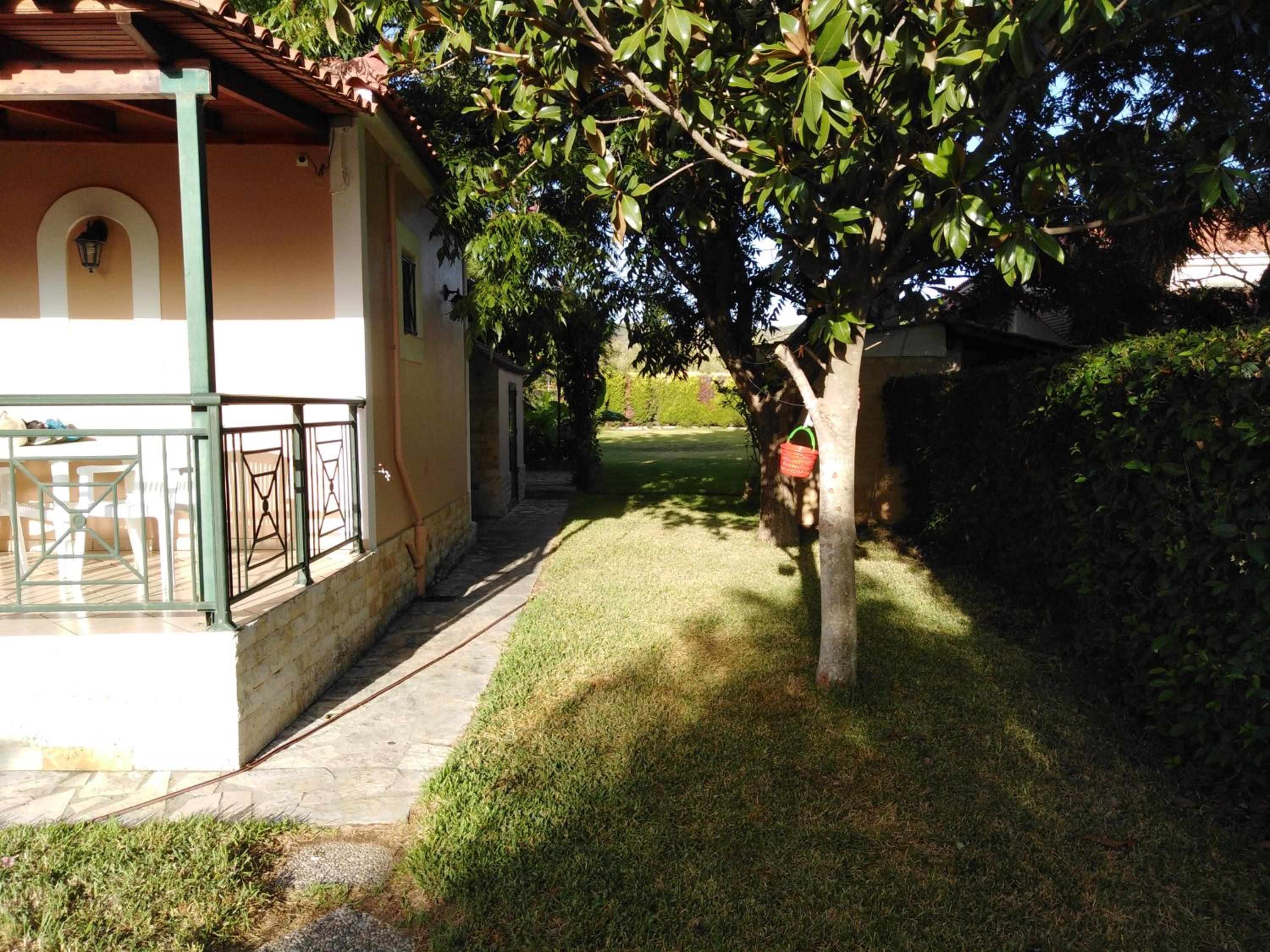 Golden sea villa (30 meters from the sea)